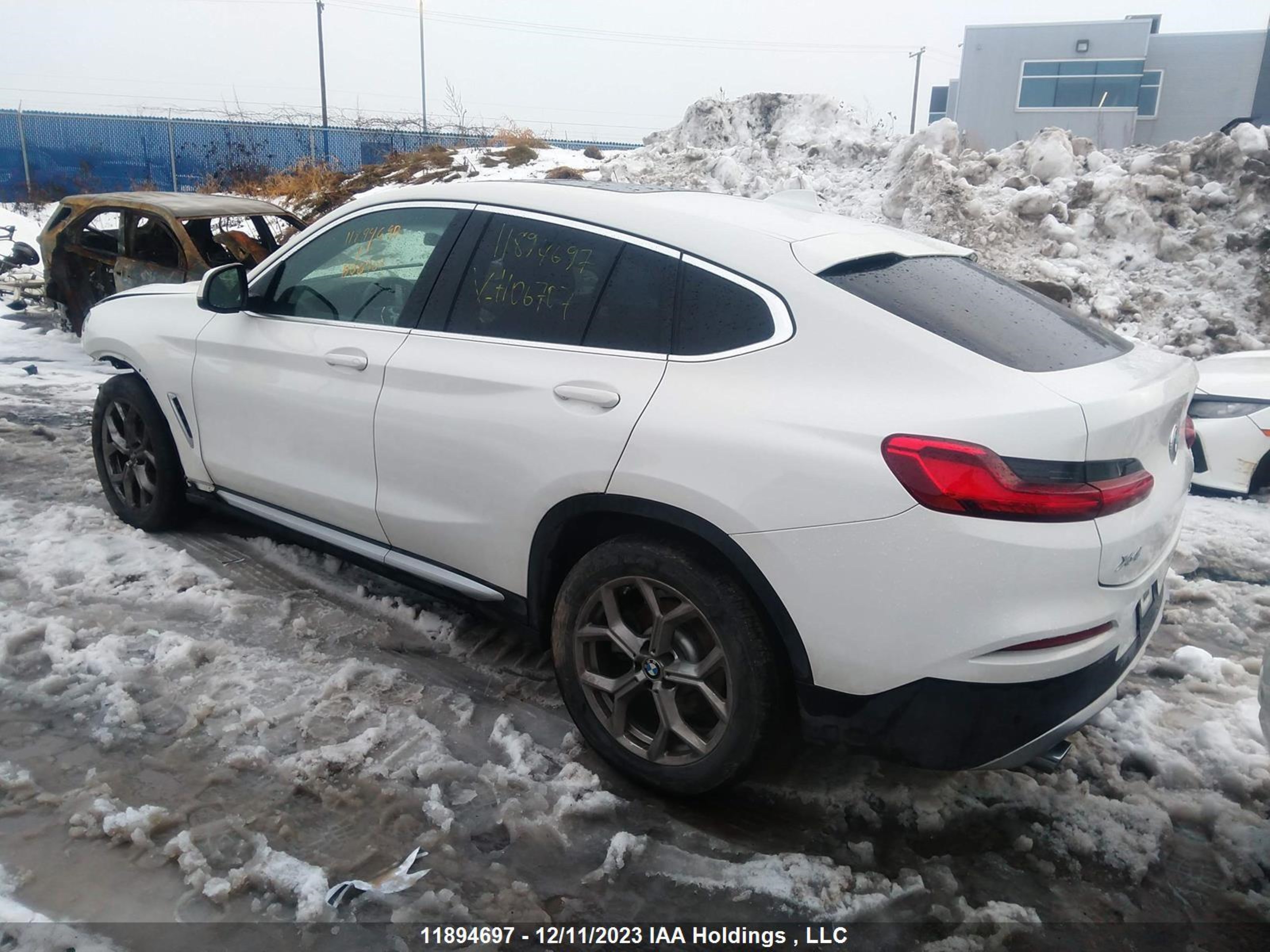 Photo 2 VIN: 5UX2V1C00M9H06707 - BMW X4 