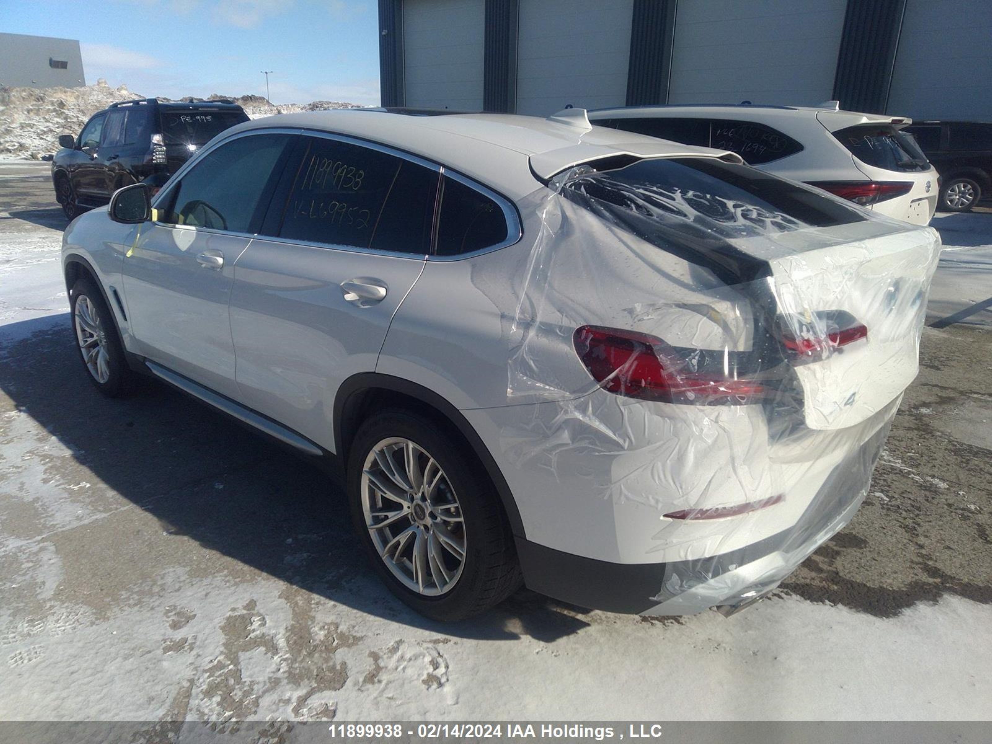 Photo 2 VIN: 5UX33DT00N9L69952 - BMW X4 