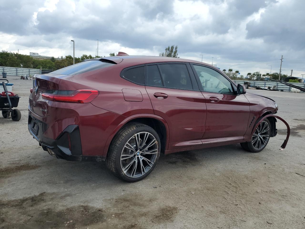 Photo 2 VIN: 5UX33DT01R9V14356 - BMW X4 