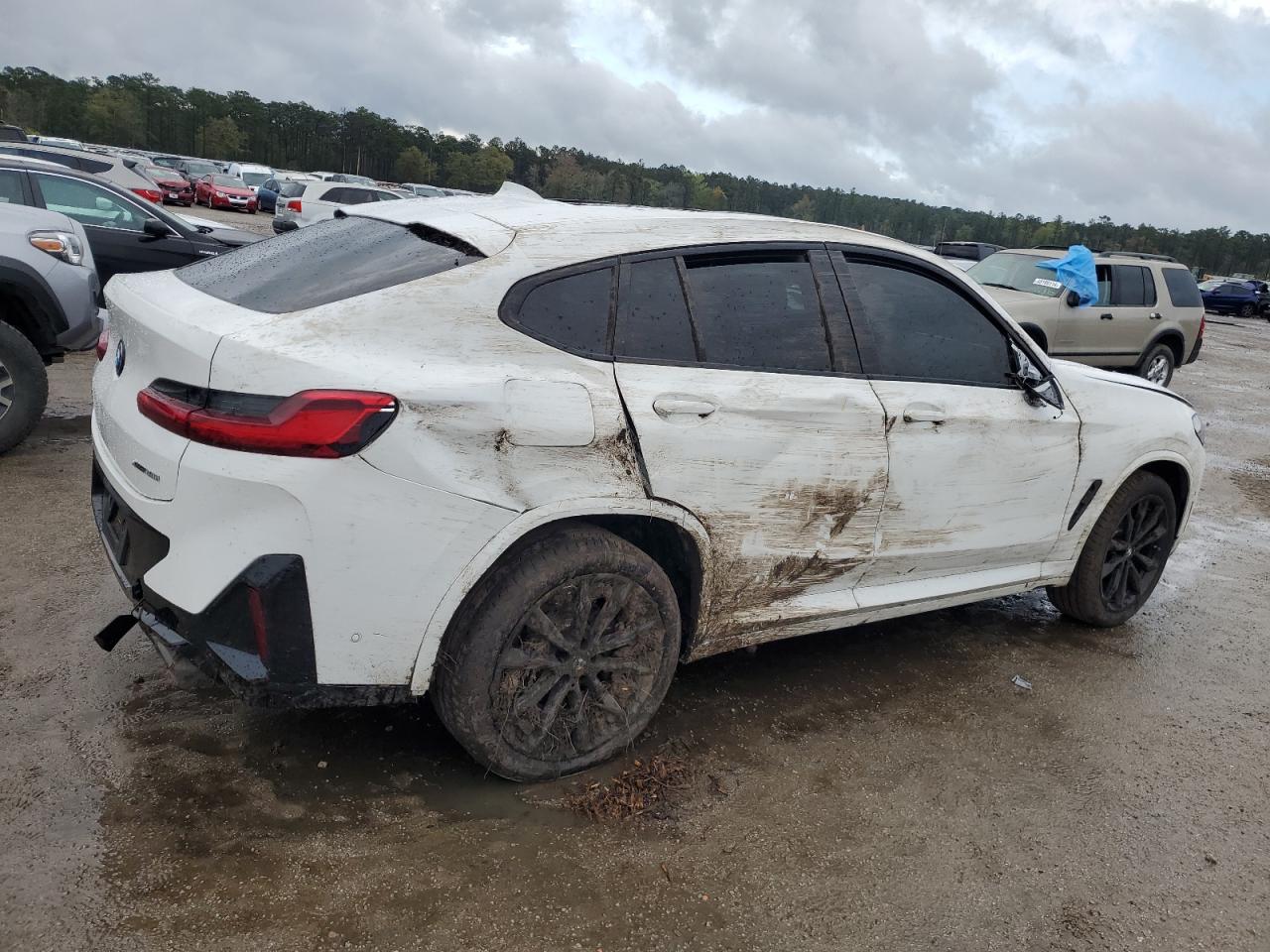 Photo 2 VIN: 5UX33DT04R9U63385 - BMW X4 