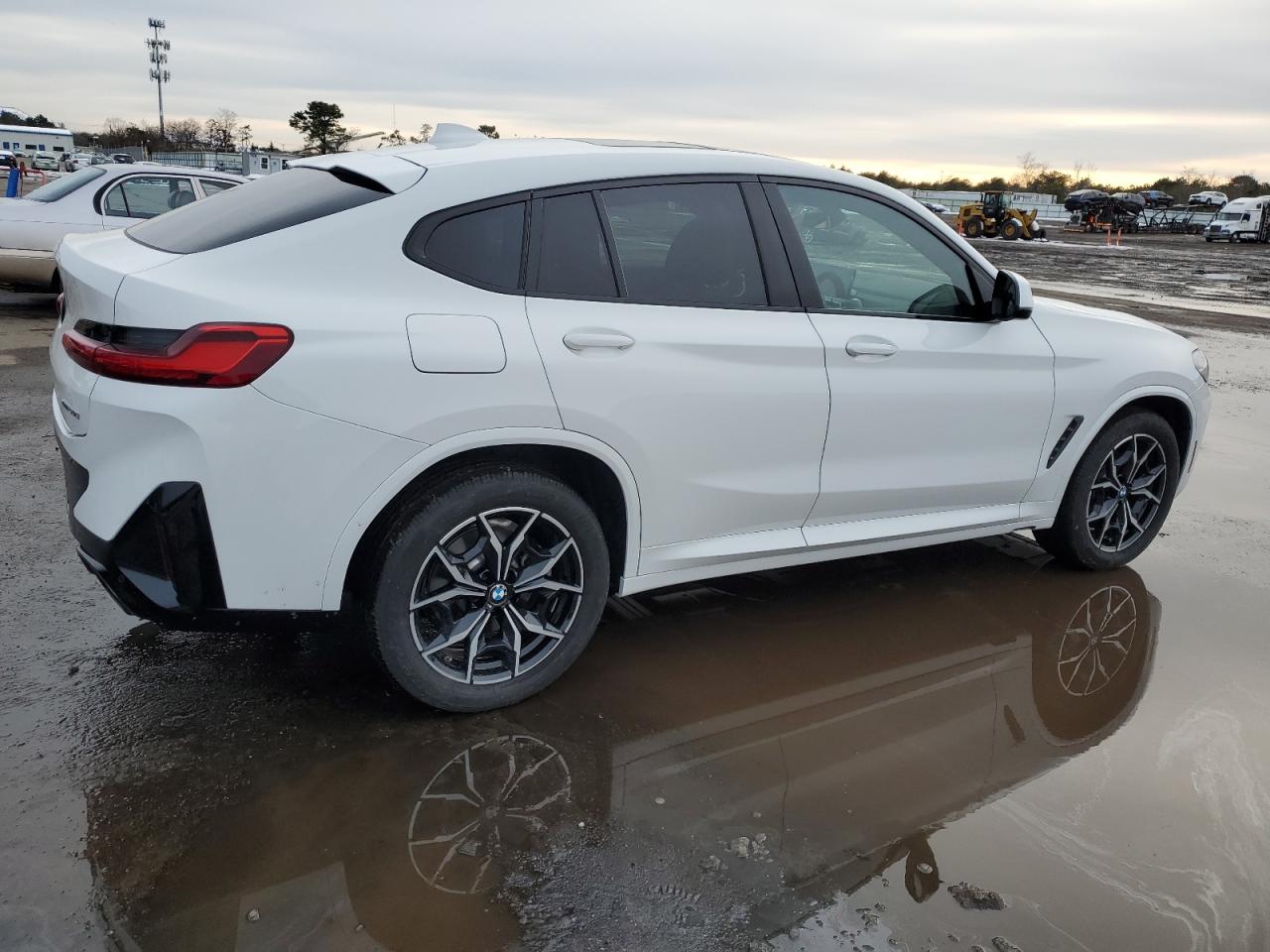 Photo 2 VIN: 5UX33DT05R9T57012 - BMW X4 