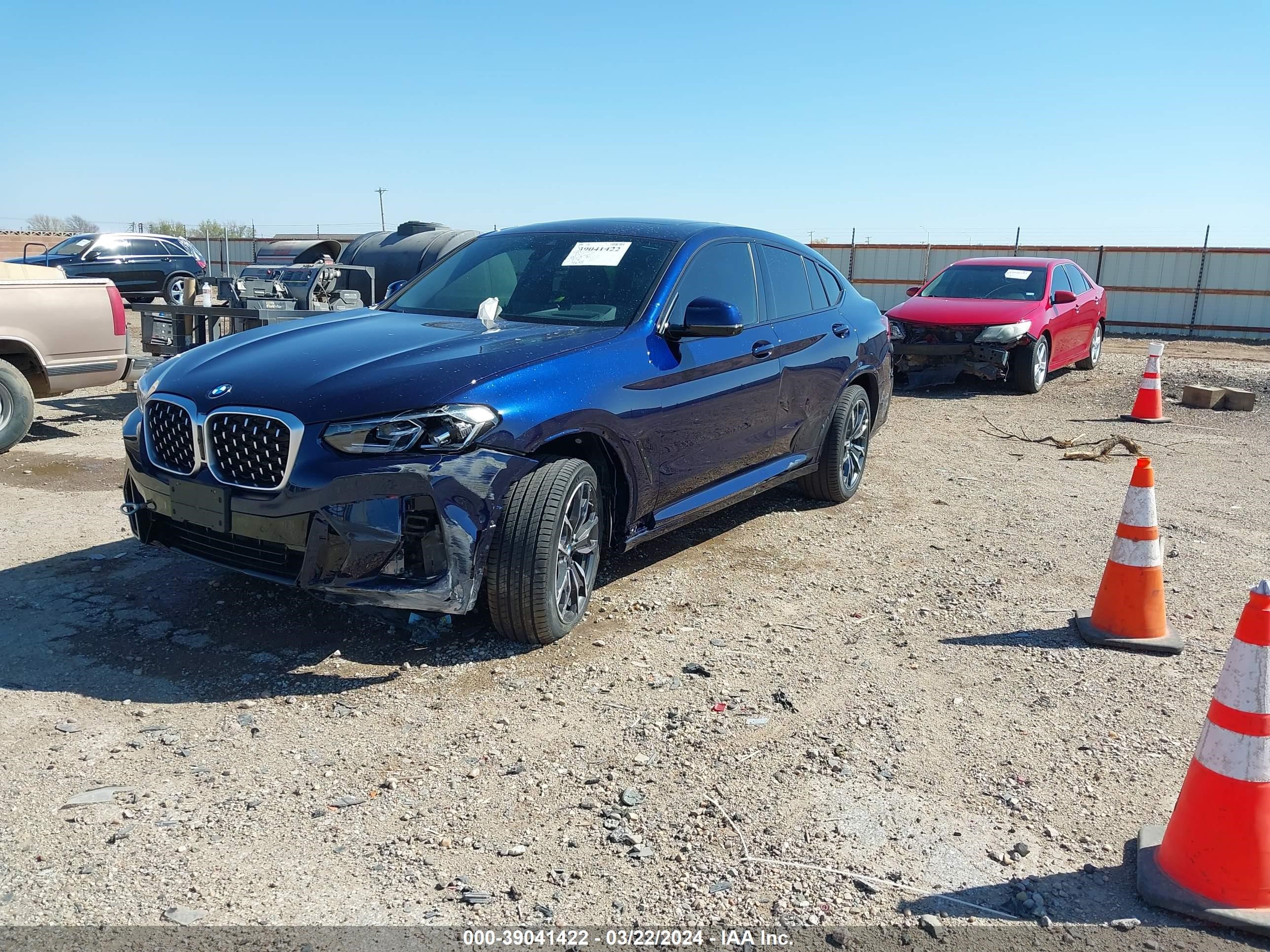 Photo 1 VIN: 5UX33DT07R9U33670 - BMW X4 