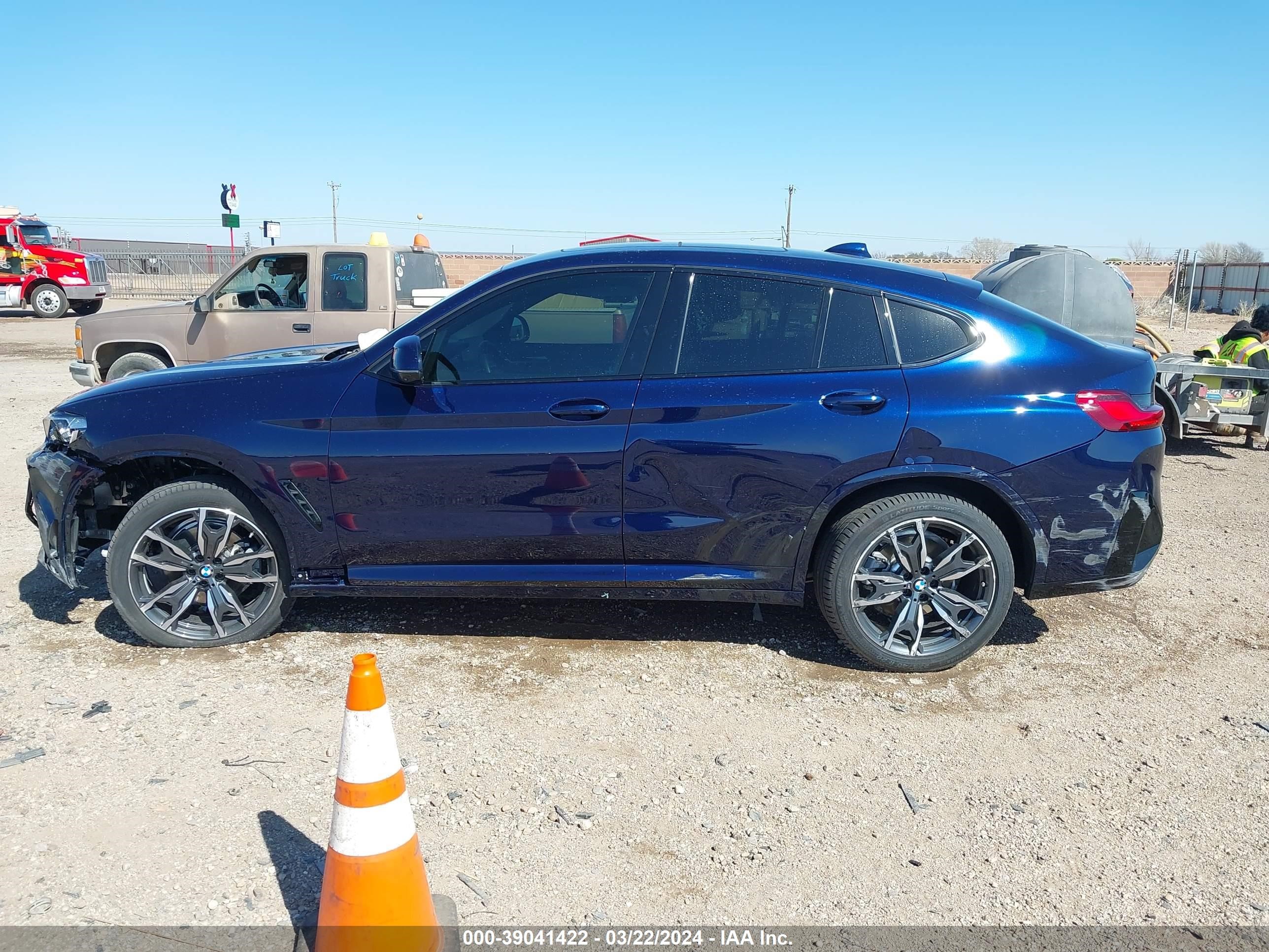 Photo 13 VIN: 5UX33DT07R9U33670 - BMW X4 