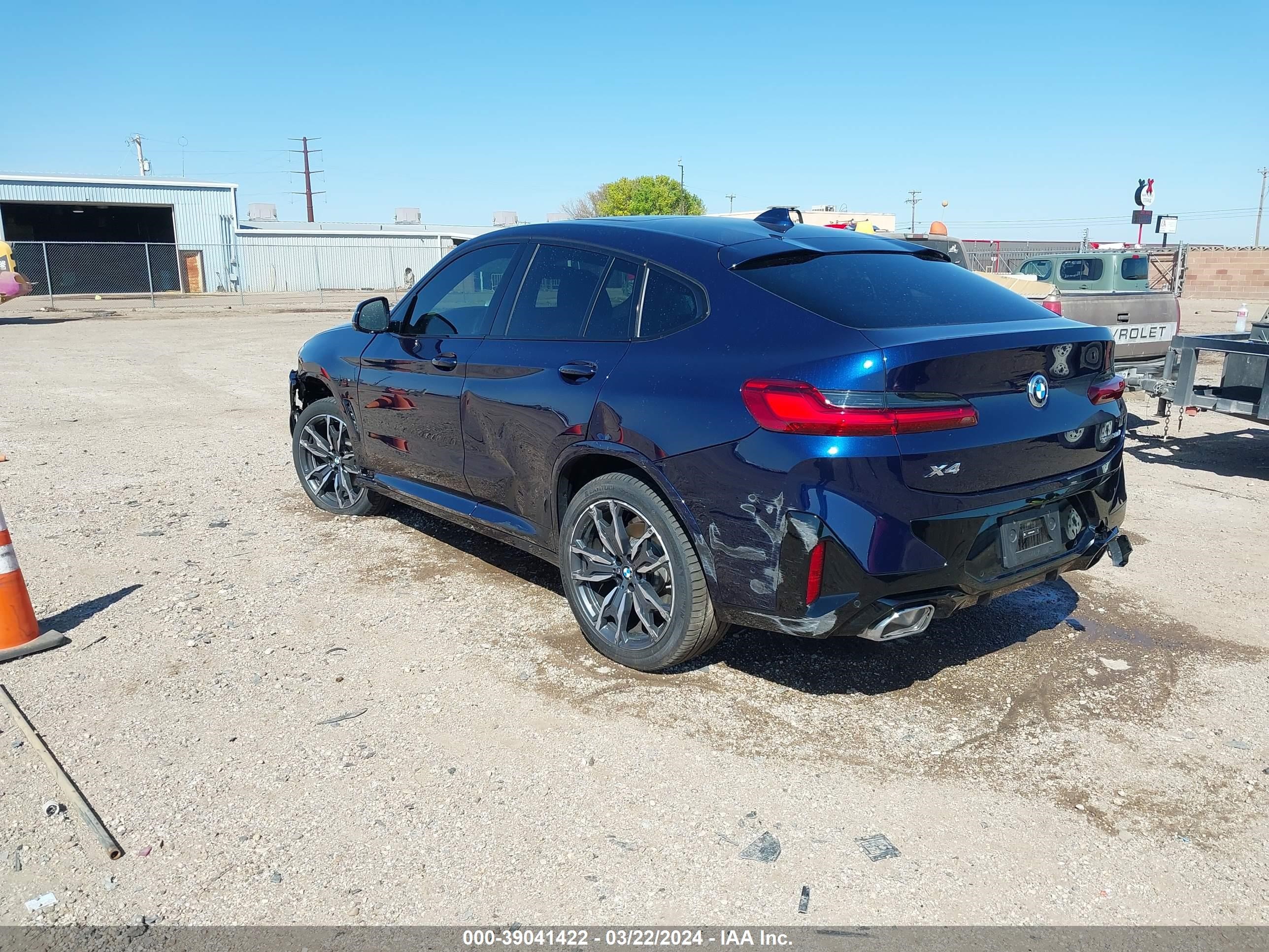 Photo 2 VIN: 5UX33DT07R9U33670 - BMW X4 