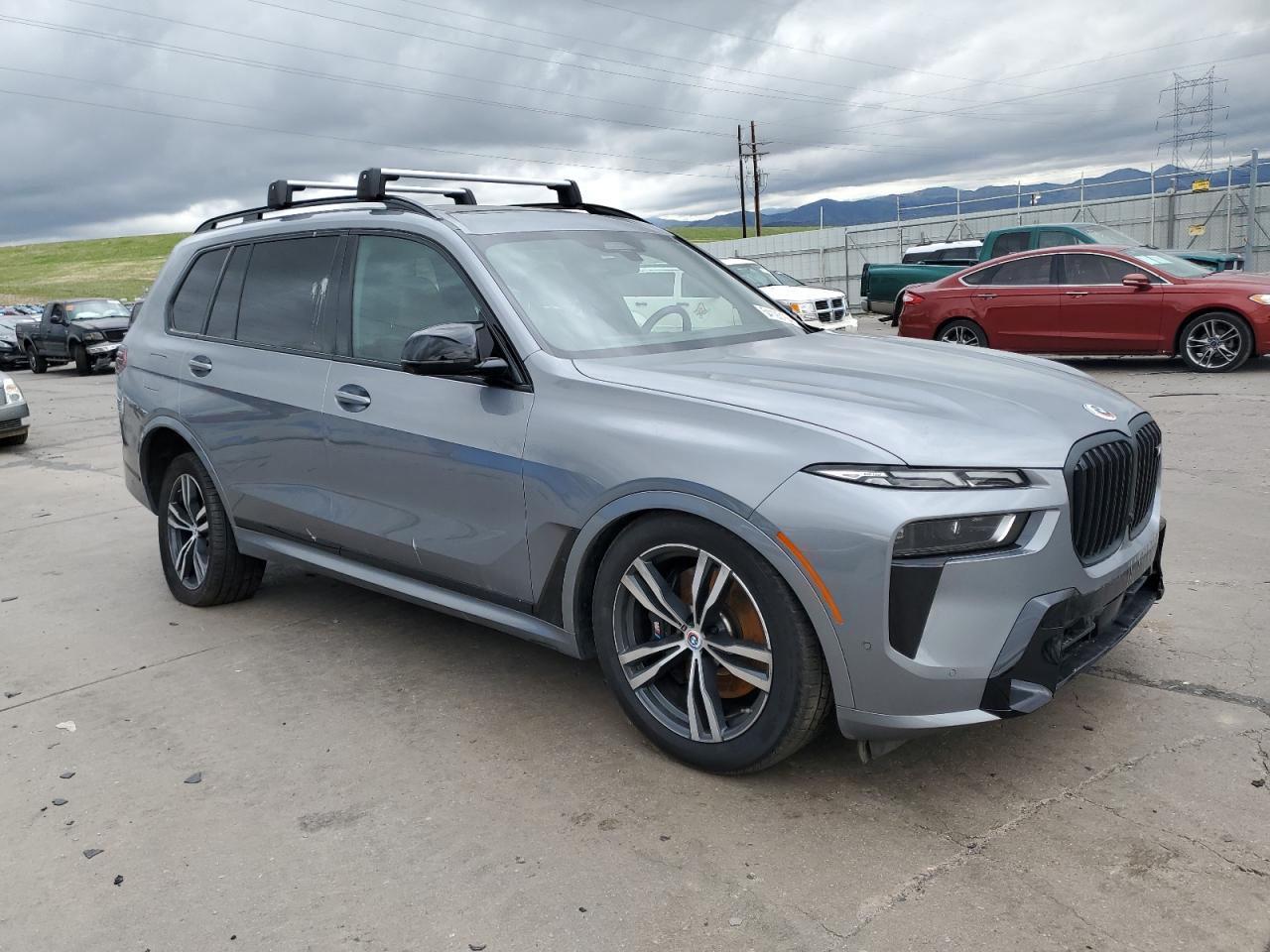 Photo 3 VIN: 5UX33EM01P9N59363 - BMW X7 