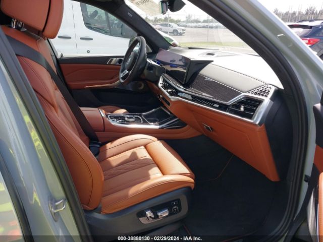 Photo 4 VIN: 5UX33EM07P9R08820 - BMW X7 