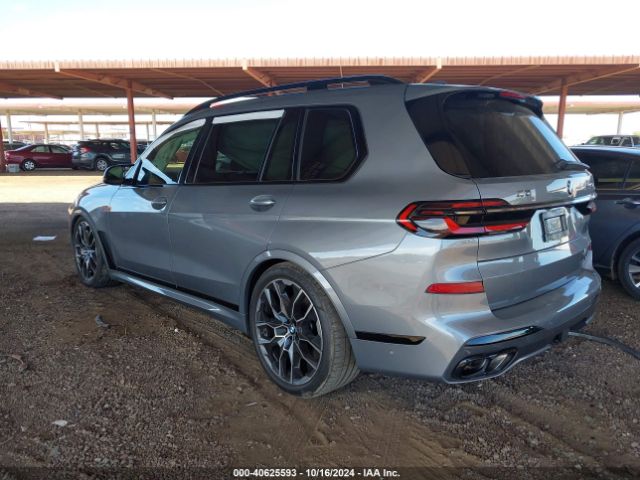 Photo 2 VIN: 5UX33EM0XP9N87811 - BMW X7 