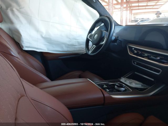 Photo 4 VIN: 5UX33EM0XP9N87811 - BMW X7 