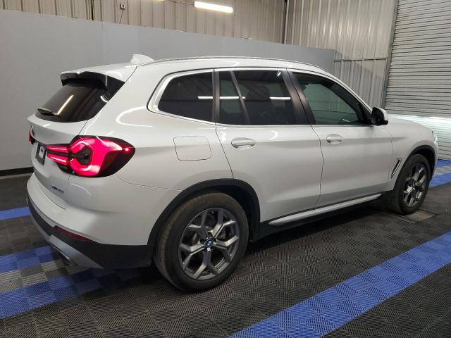 Photo 2 VIN: 5UX43DP02R9U24826 - BMW X3 