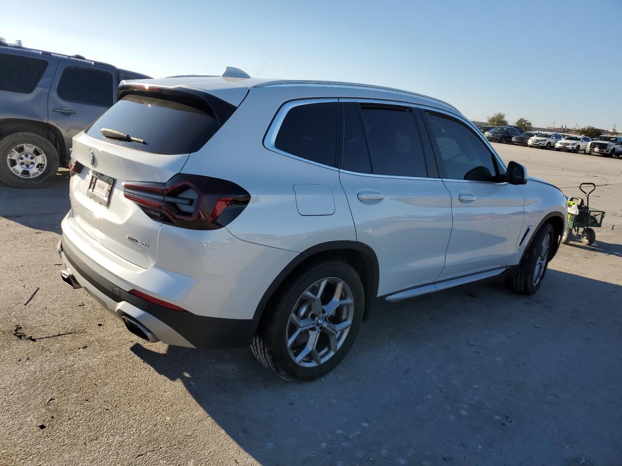 Photo 2 VIN: 5UX43DP05N9J66909 - BMW X3 