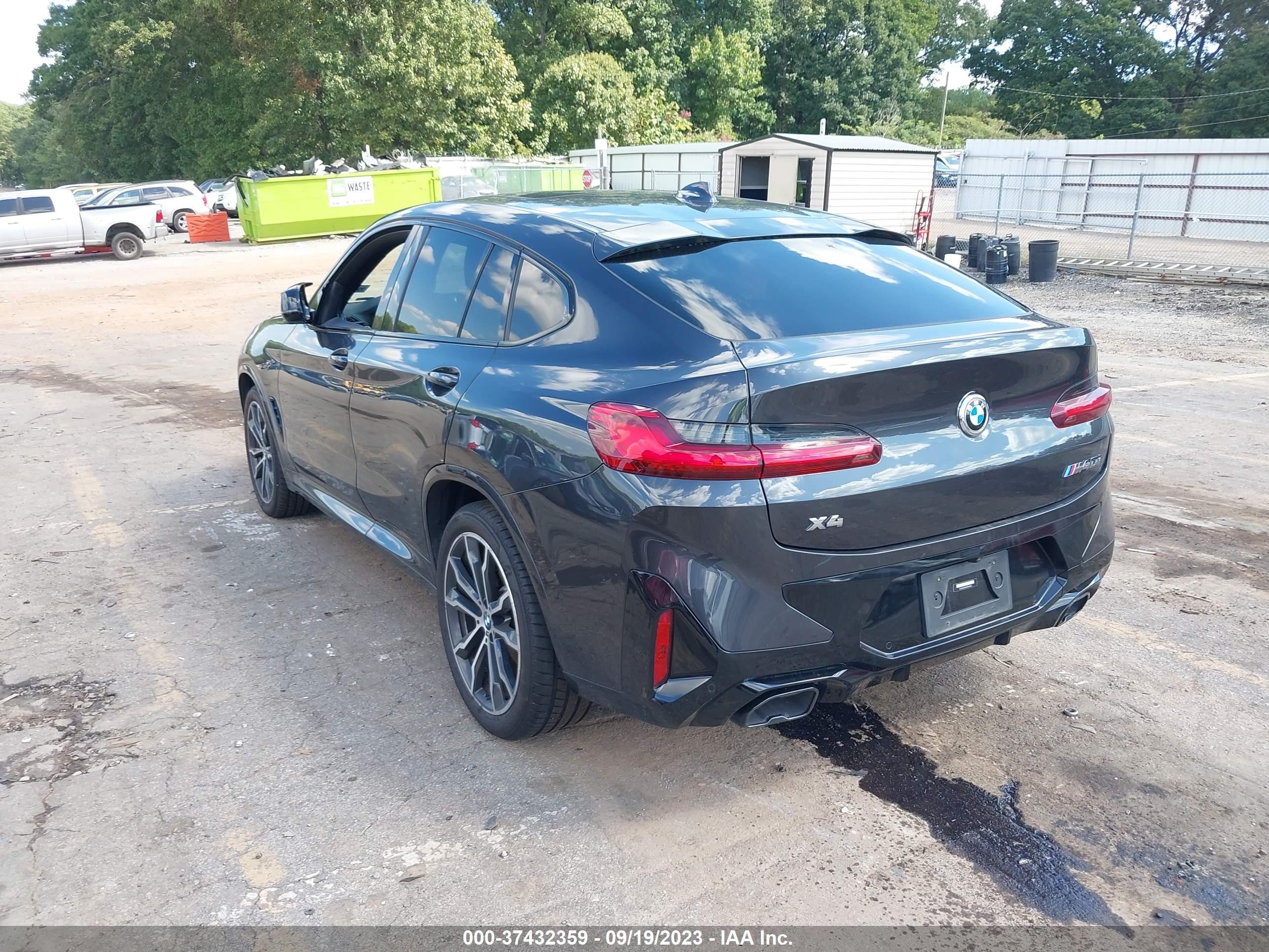 Photo 2 VIN: 5UX43DT09N9J74355 - BMW X4 