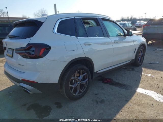 Photo 3 VIN: 5UX53DP01N9K64842 - BMW X3 