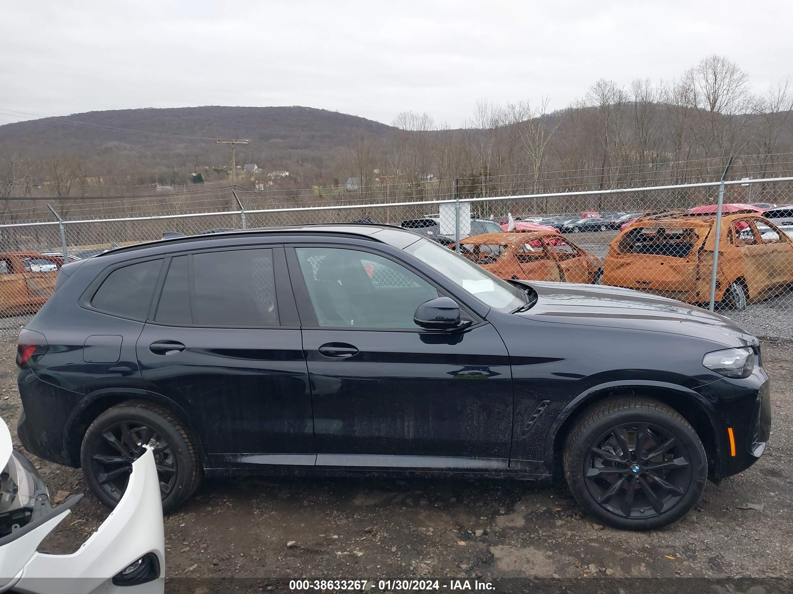 Photo 13 VIN: 5UX53DP04R9V01569 - BMW X3 