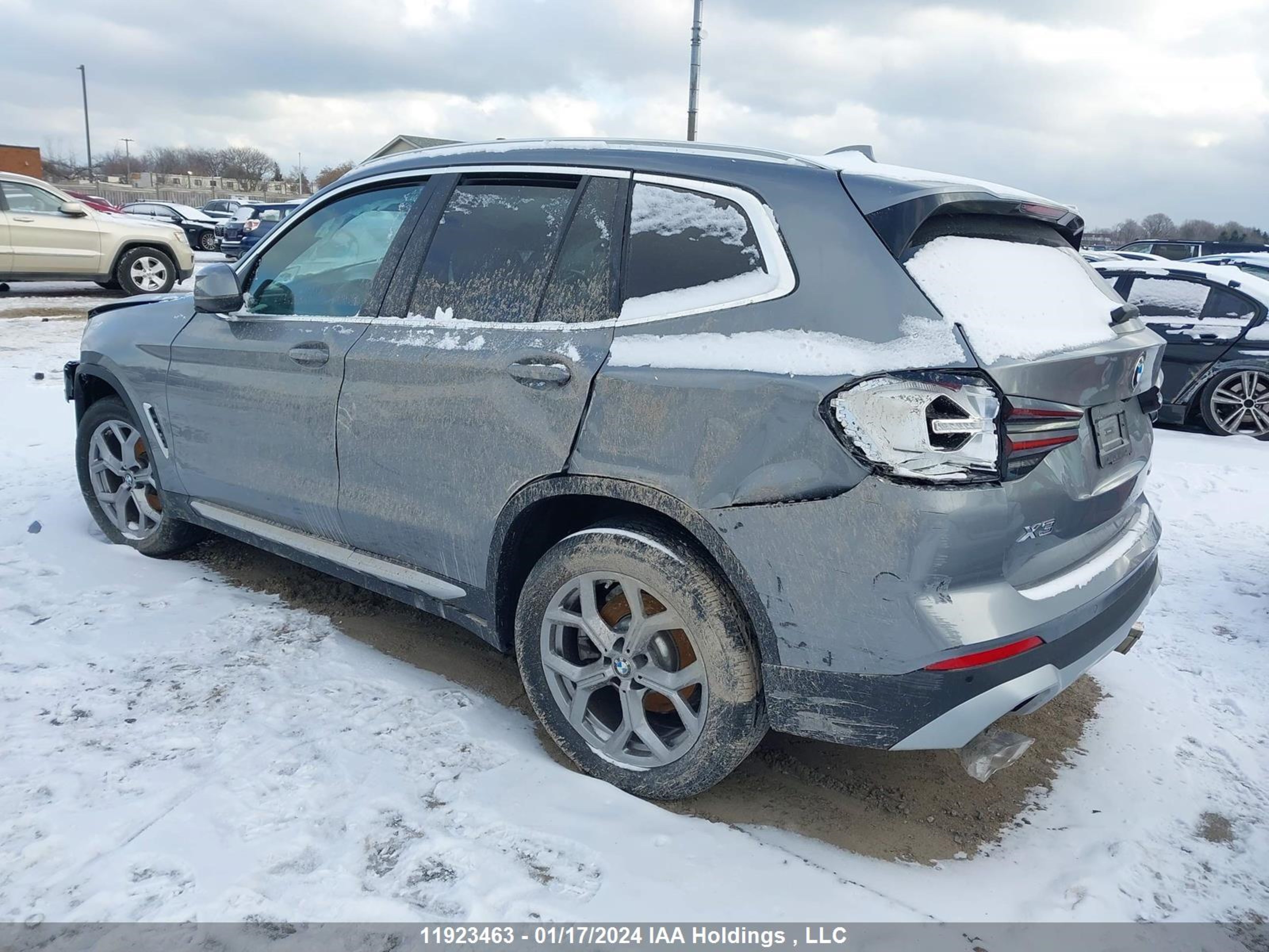 Photo 2 VIN: 5UX53DP05R9U29331 - BMW X3 