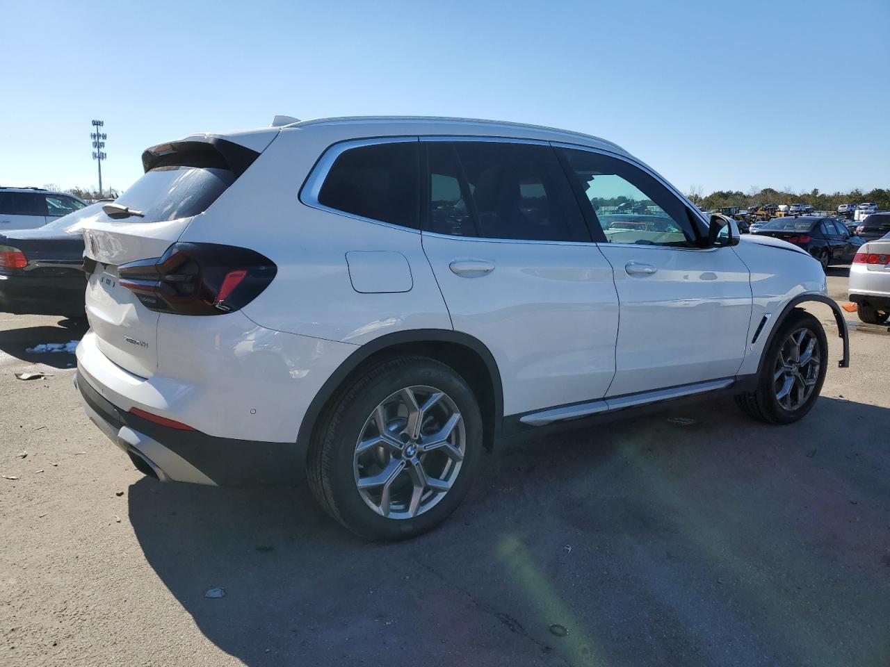 Photo 2 VIN: 5UX53DP07R9U93080 - BMW X3 