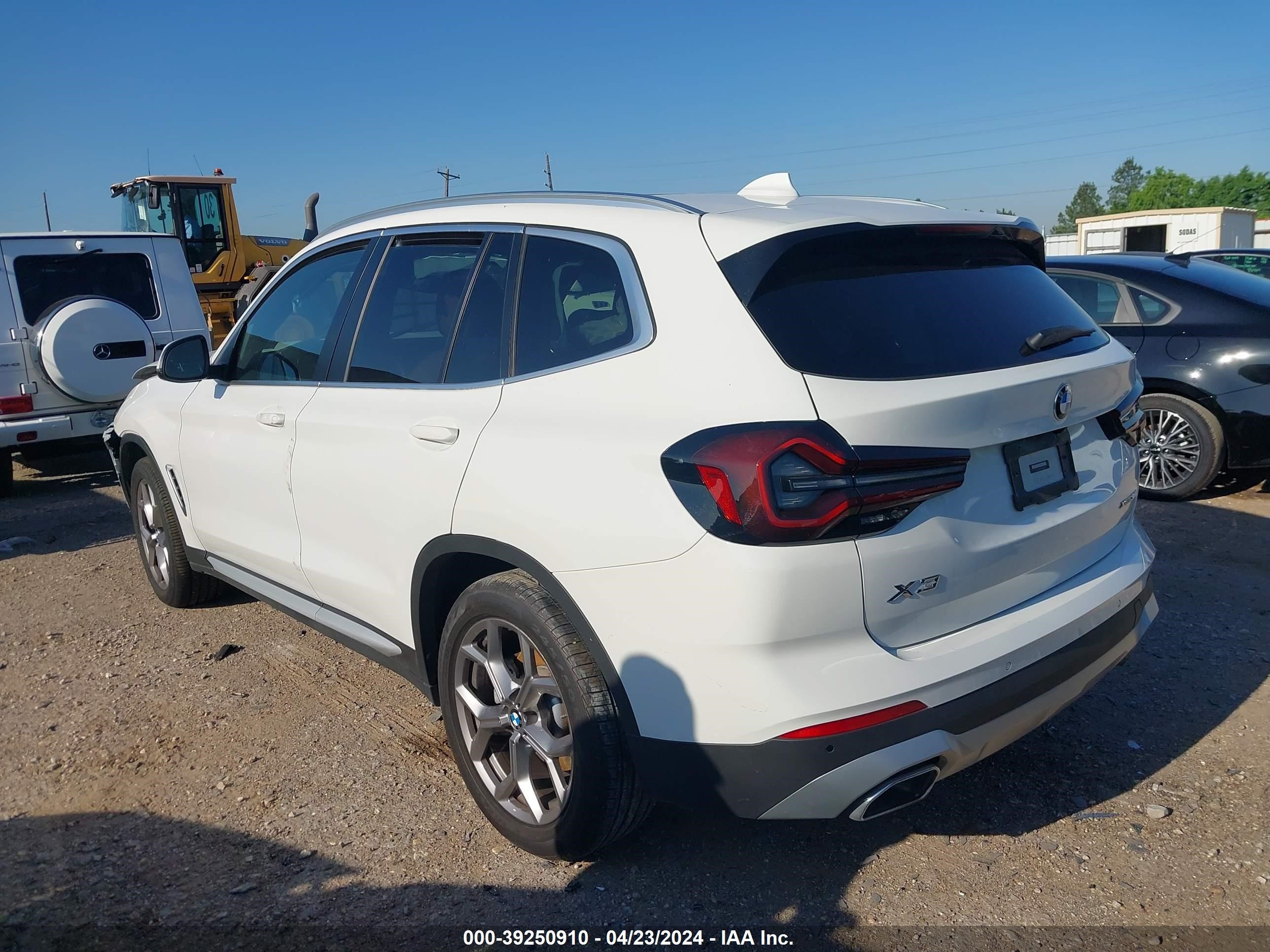 Photo 2 VIN: 5UX53DP09P9R83596 - BMW X3 