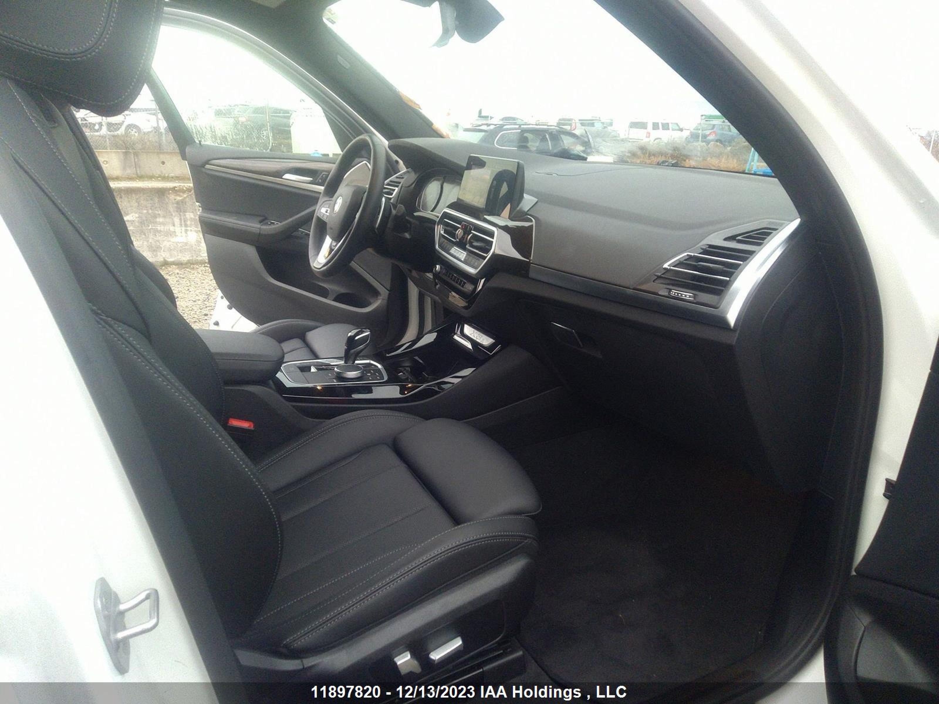 Photo 4 VIN: 5UX53DP0XN9L35780 - BMW X3 