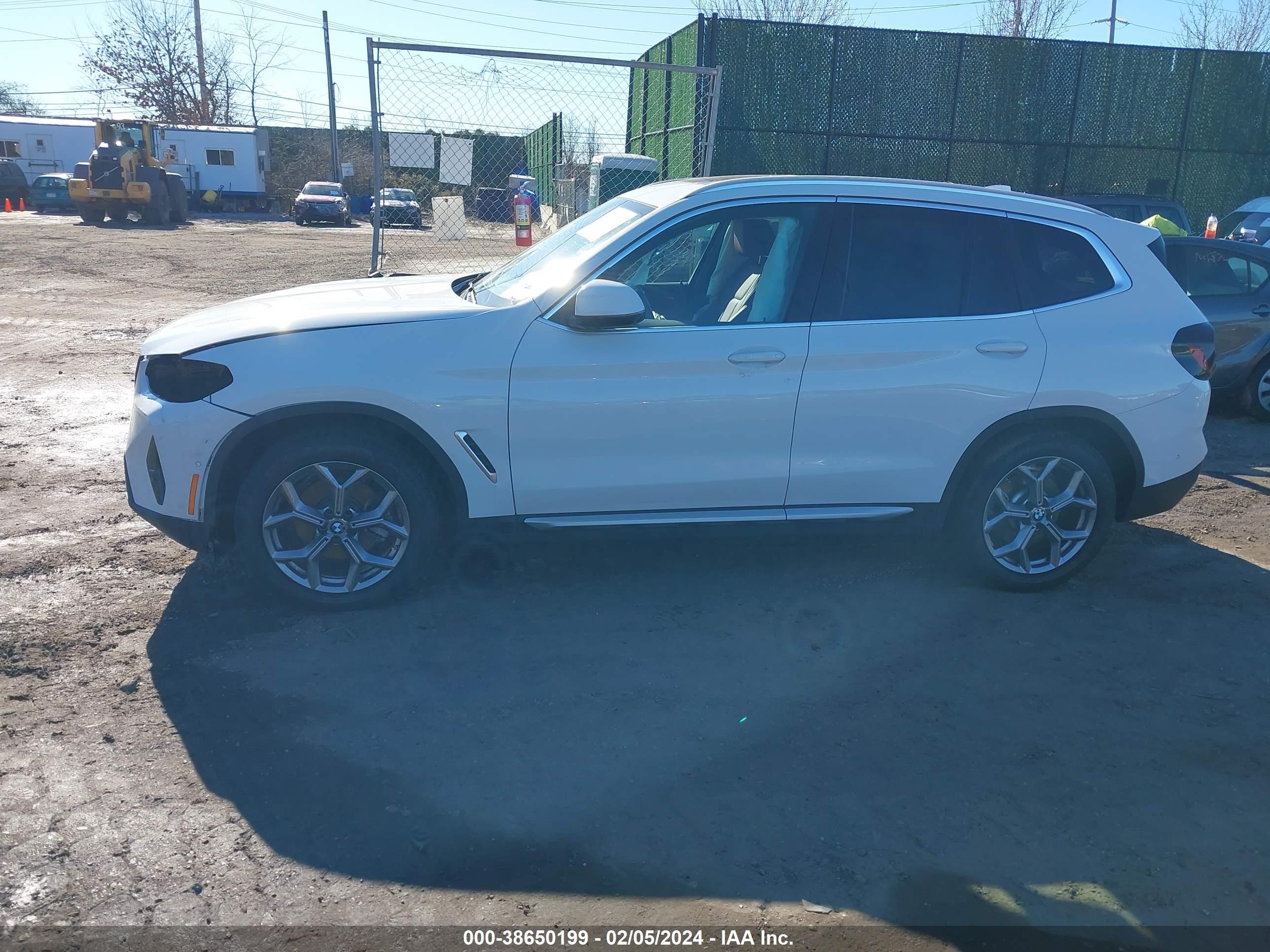 Photo 13 VIN: 5UX53DP0XR9U38090 - BMW X3 