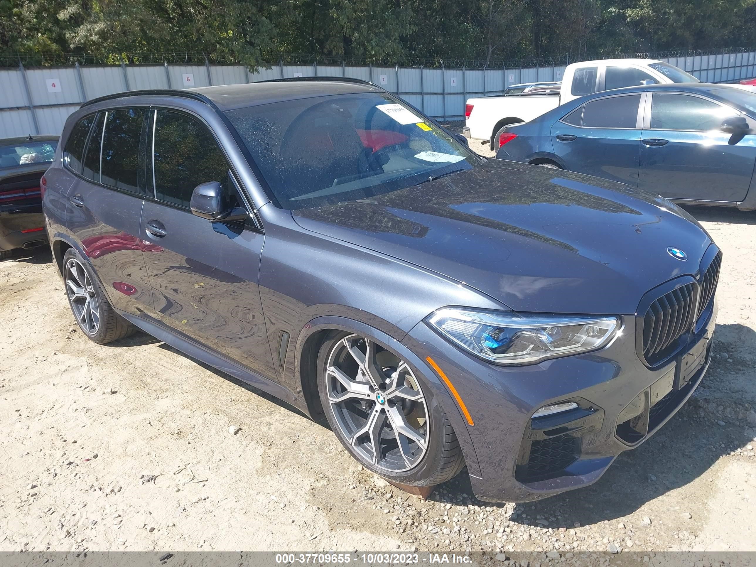 Photo 0 VIN: 5UXCR4C00L9B52383 - BMW X5 