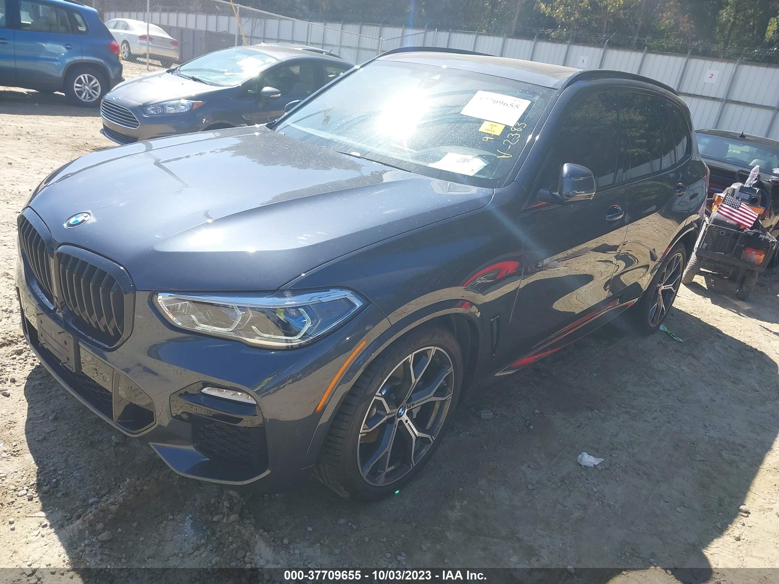 Photo 1 VIN: 5UXCR4C00L9B52383 - BMW X5 