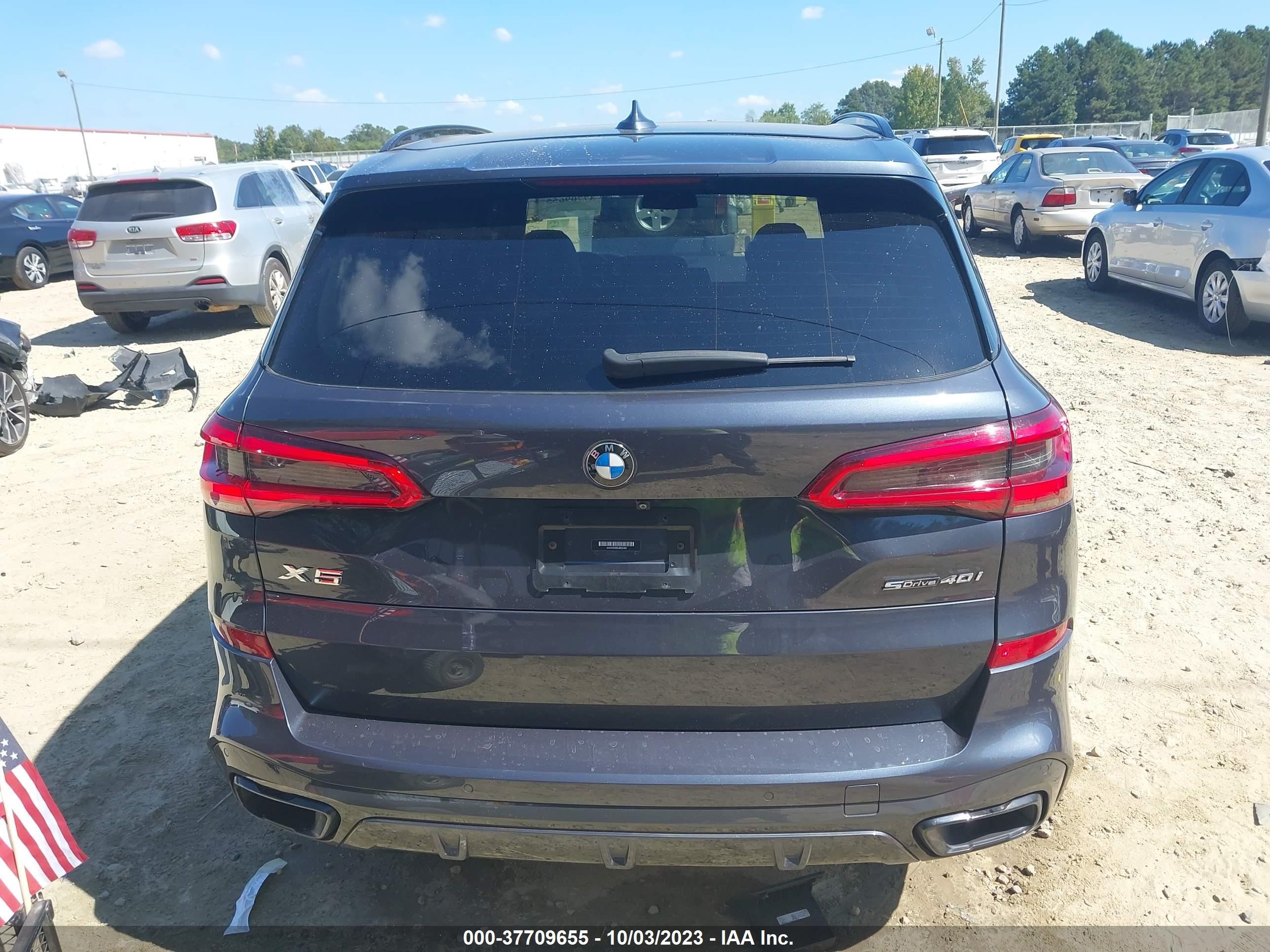 Photo 15 VIN: 5UXCR4C00L9B52383 - BMW X5 