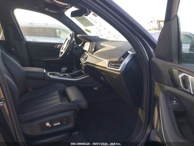 Photo 4 VIN: 5UXCR4C00N9K46585 - BMW X5 