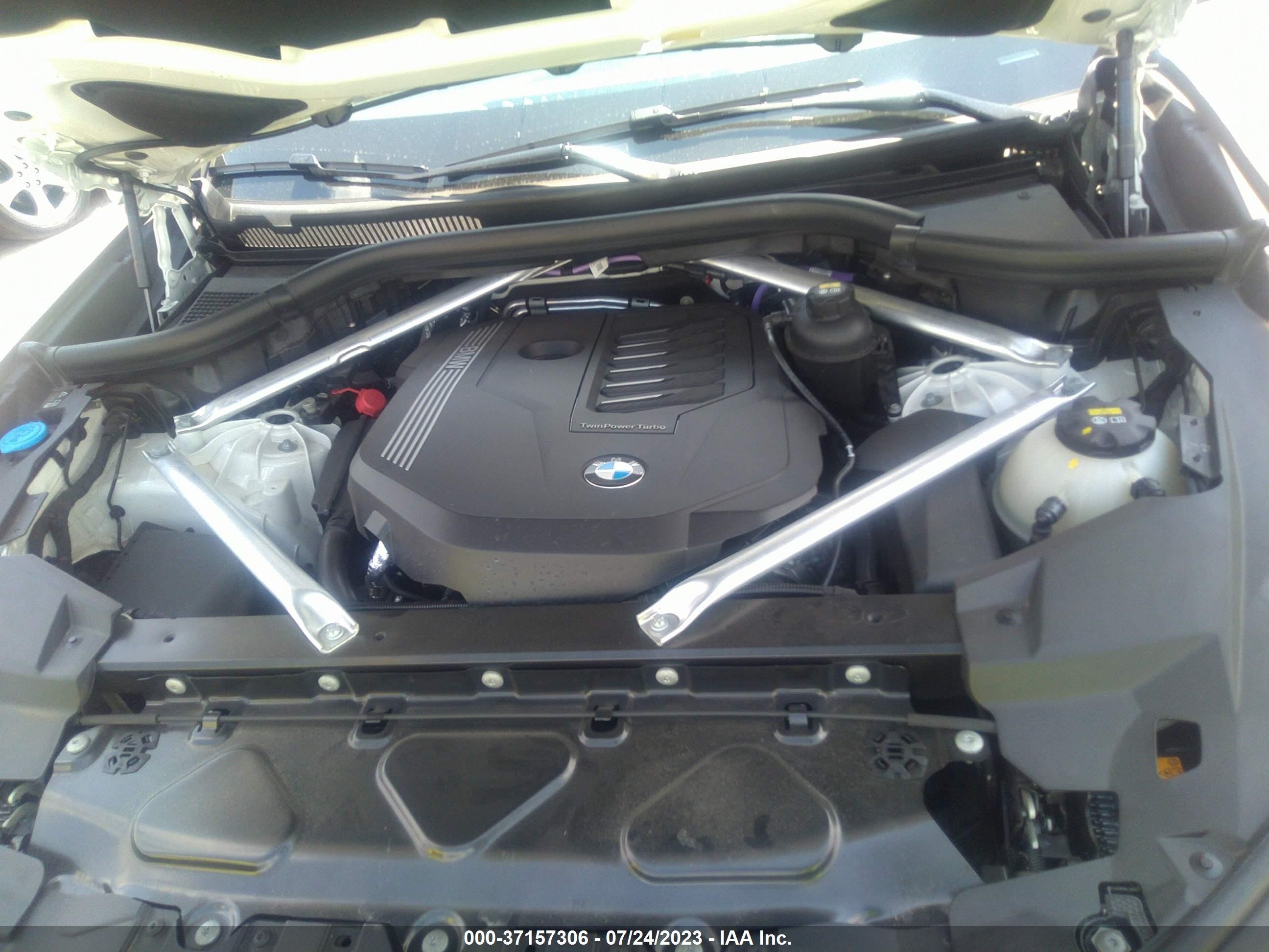 Photo 9 VIN: 5UXCR4C00N9M72965 - BMW X5 