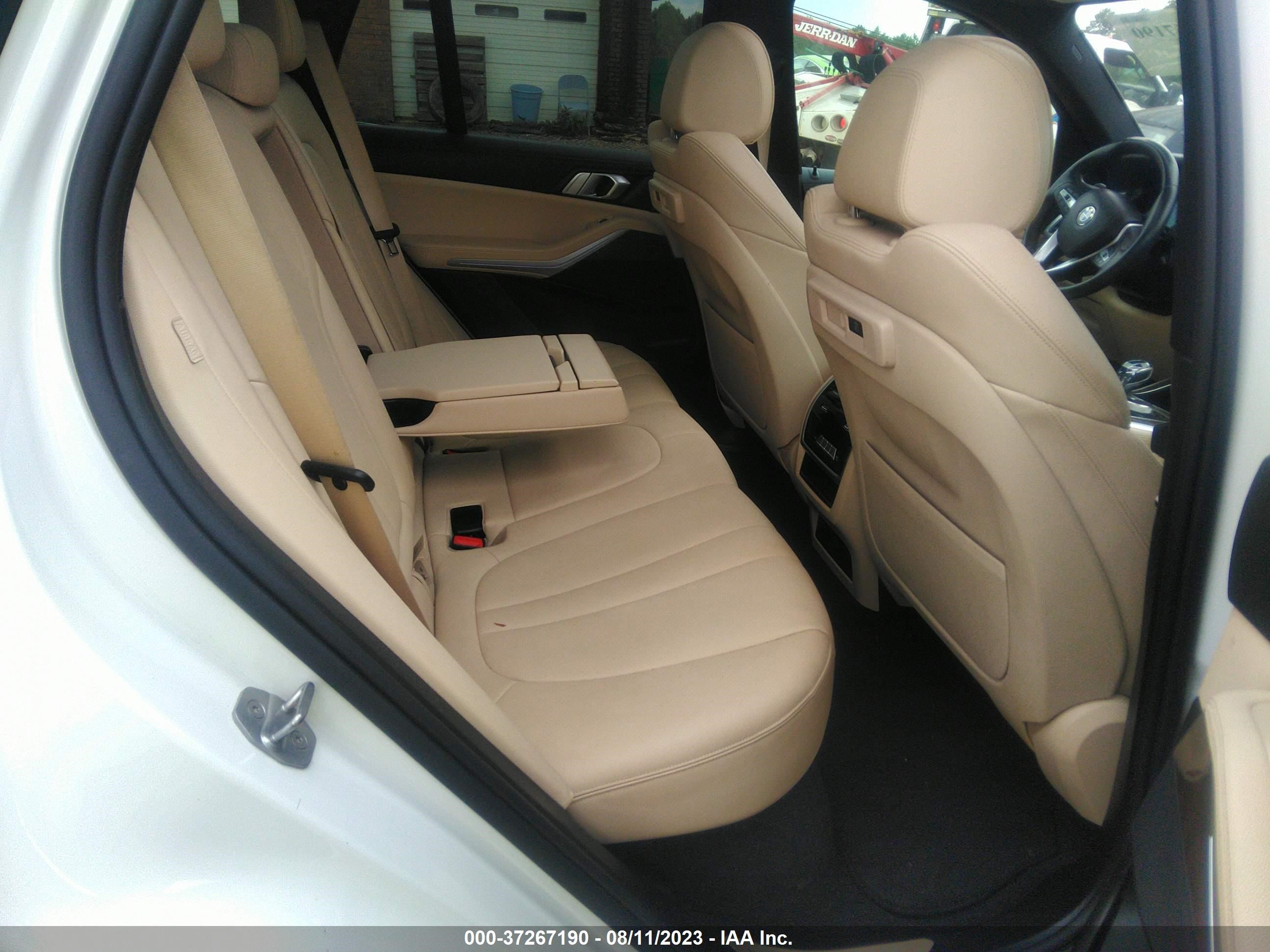 Photo 7 VIN: 5UXCR4C04L9C42975 - BMW X5 