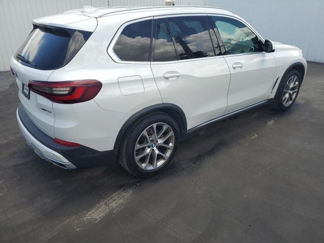 Photo 2 VIN: 5UXCR4C04M9H47383 - BMW X5 SDRIVE 