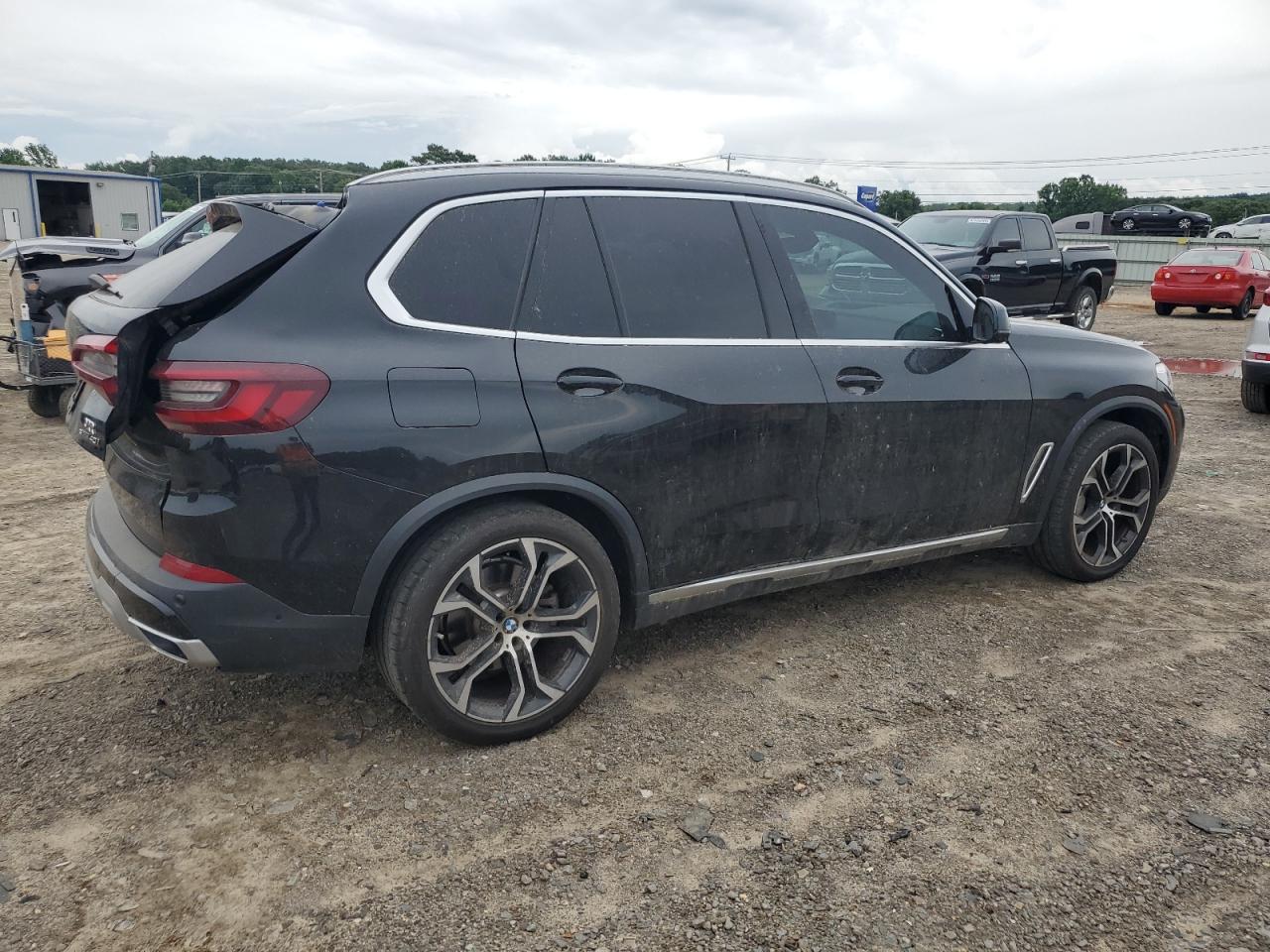 Photo 2 VIN: 5UXCR4C05N9J70586 - BMW X5 