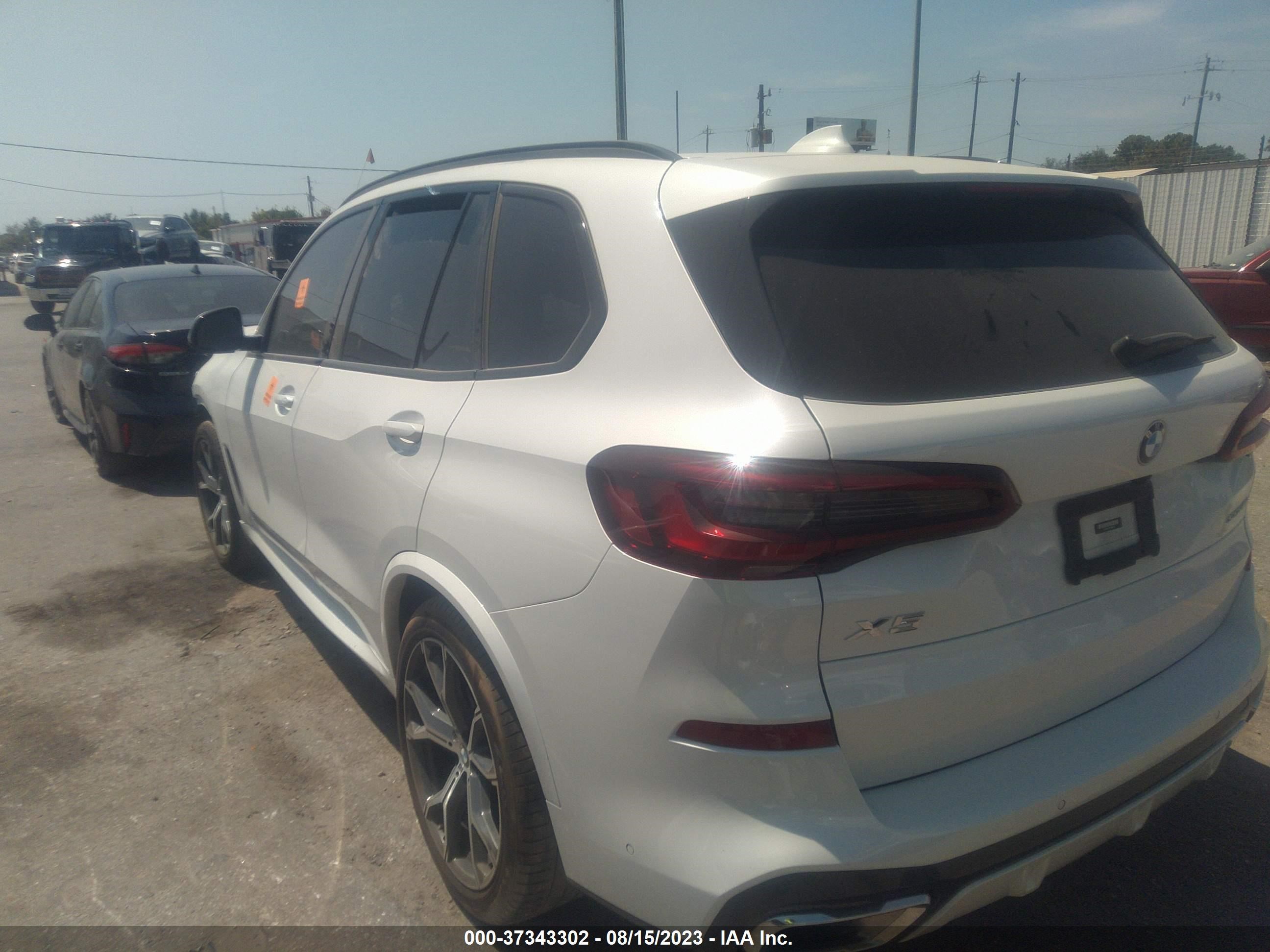 Photo 2 VIN: 5UXCR4C07P9S03459 - BMW X5 