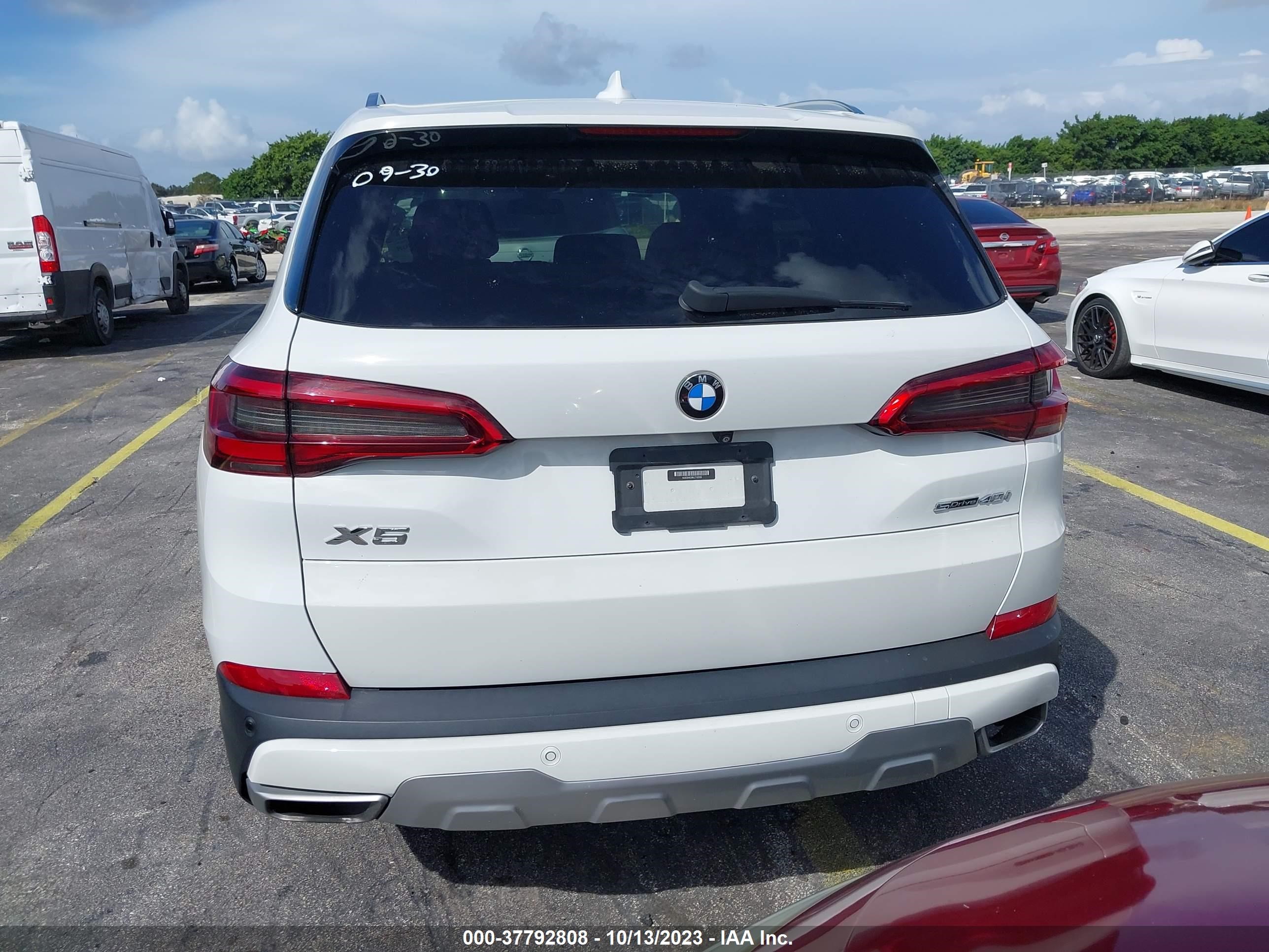 Photo 15 VIN: 5UXCR4C08LLT19265 - BMW X5 