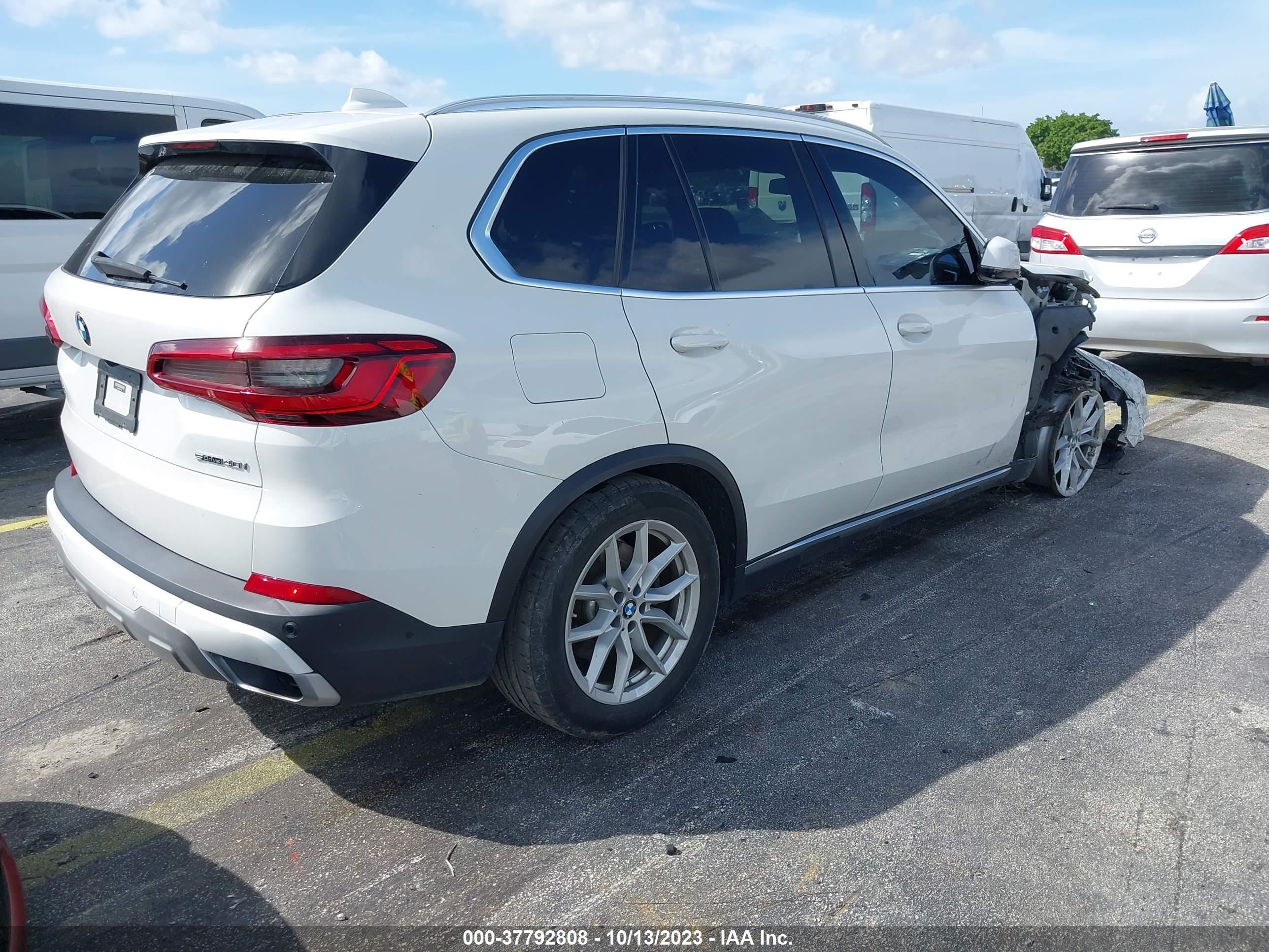 Photo 3 VIN: 5UXCR4C08LLT19265 - BMW X5 