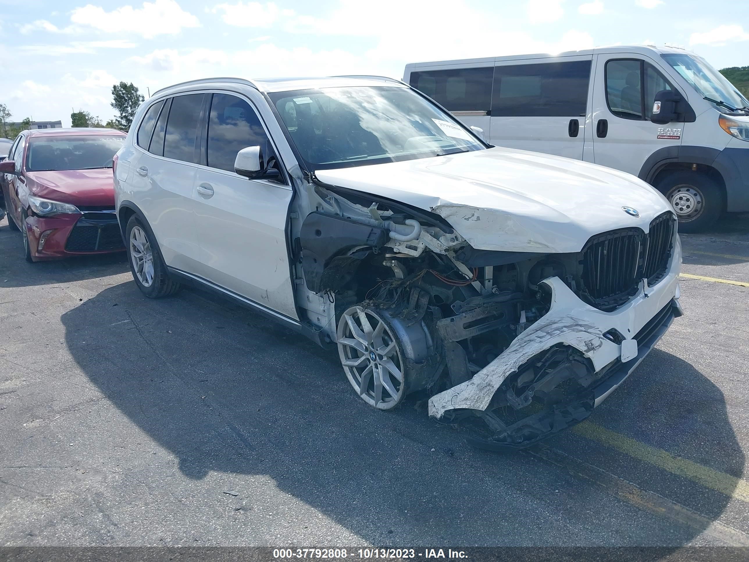 Photo 5 VIN: 5UXCR4C08LLT19265 - BMW X5 