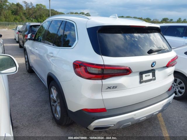 Photo 2 VIN: 5UXCR4C09L9B81574 - BMW X5 