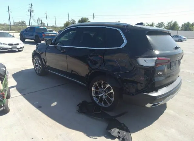 Photo 2 VIN: 5UXCR4C0XN9N24411 - BMW X5 