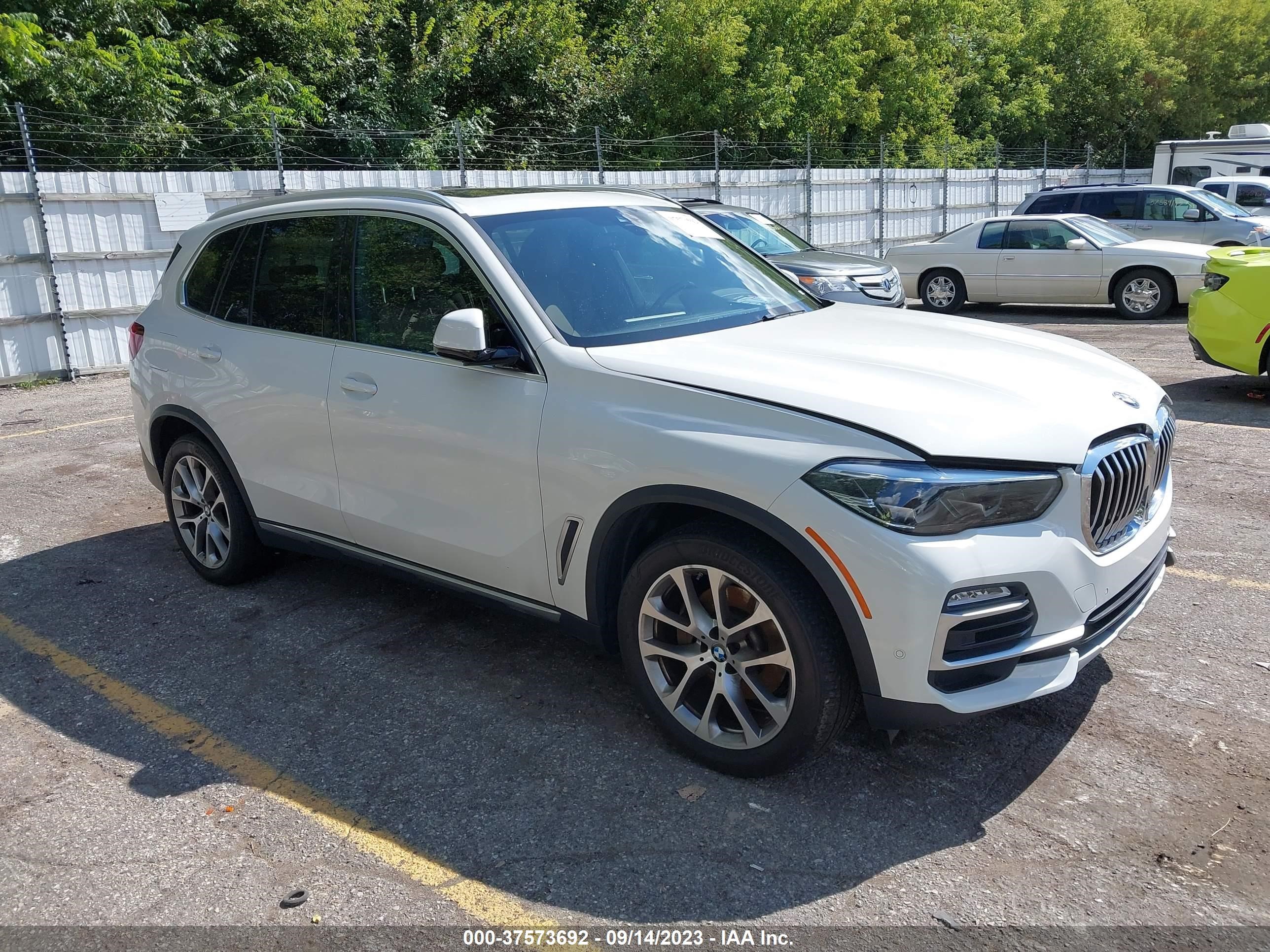 Photo 0 VIN: 5UXCR6C00M9E23231 - BMW X5 