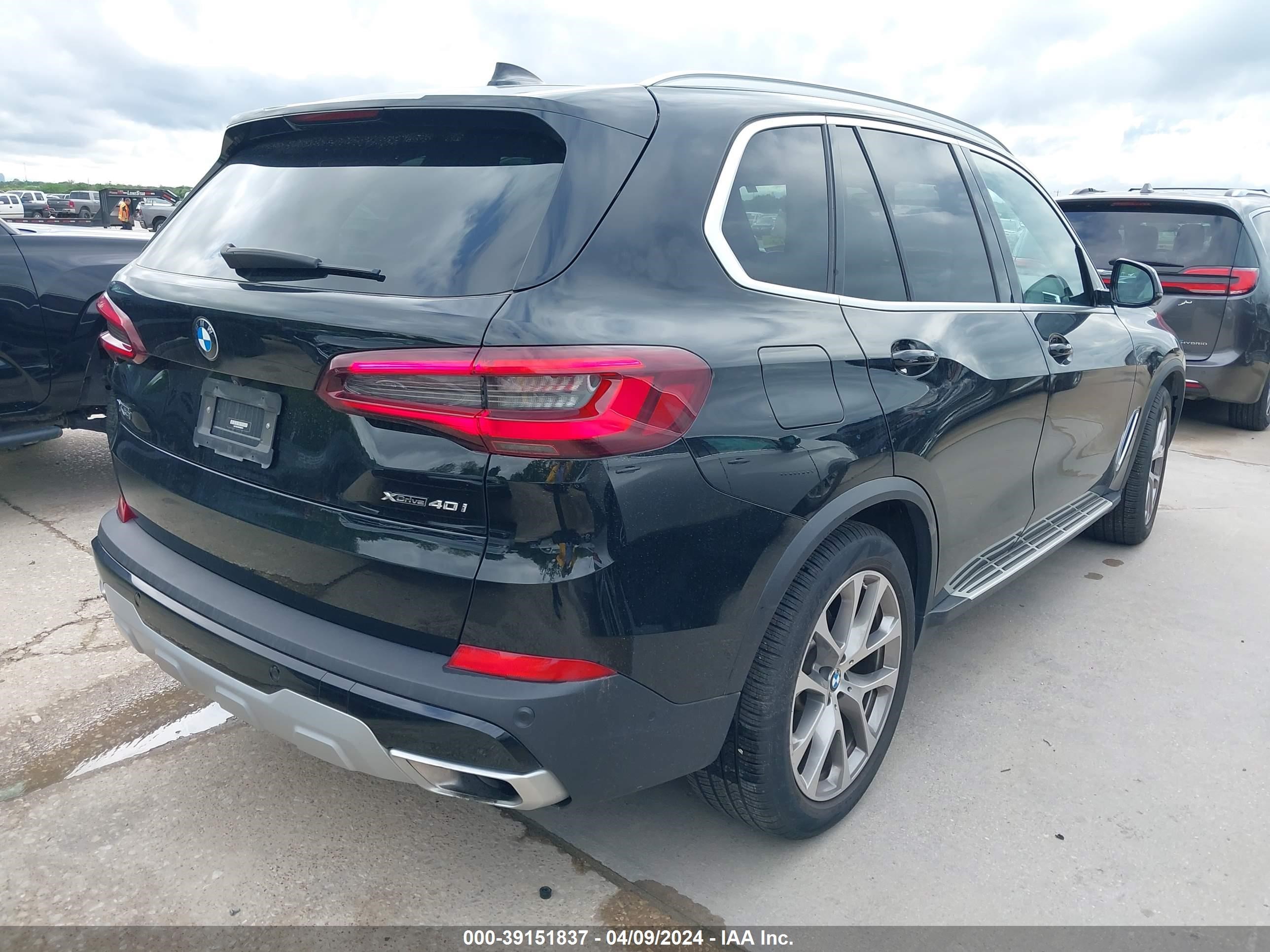 Photo 3 VIN: 5UXCR6C00P9N92621 - BMW X5 