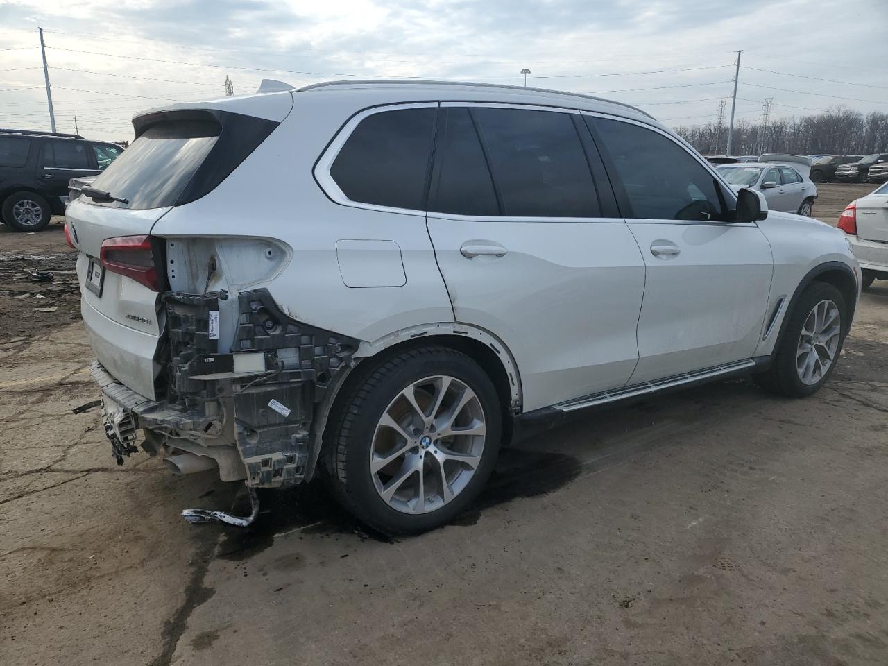 Photo 2 VIN: 5UXCR6C01LLL65578 - BMW X5 