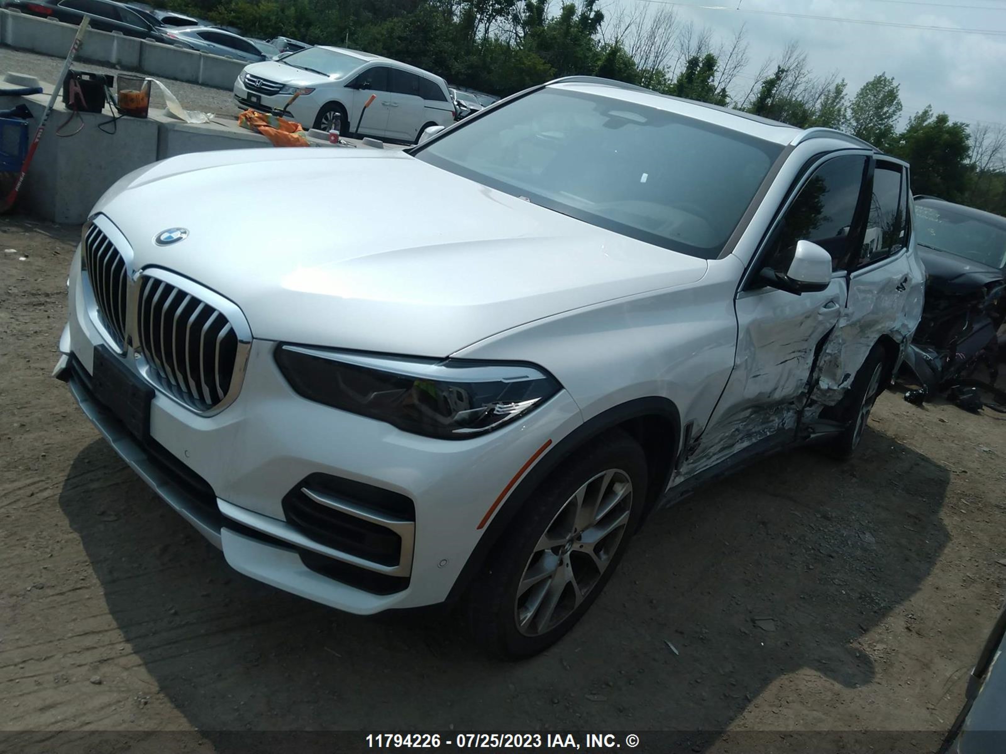 Photo 1 VIN: 5UXCR6C01N9L45119 - BMW X5 