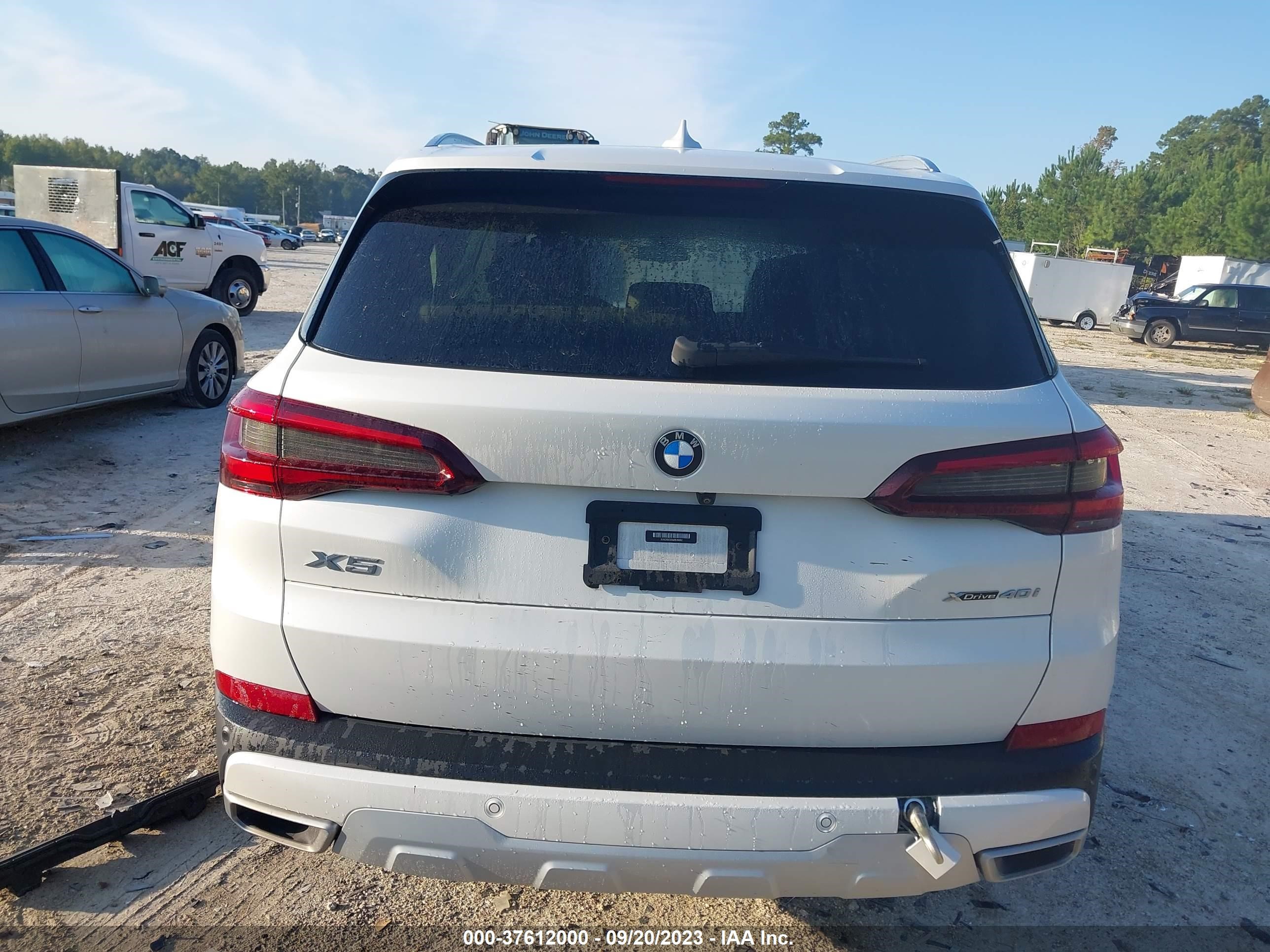 Photo 15 VIN: 5UXCR6C02M9E49992 - BMW X5 