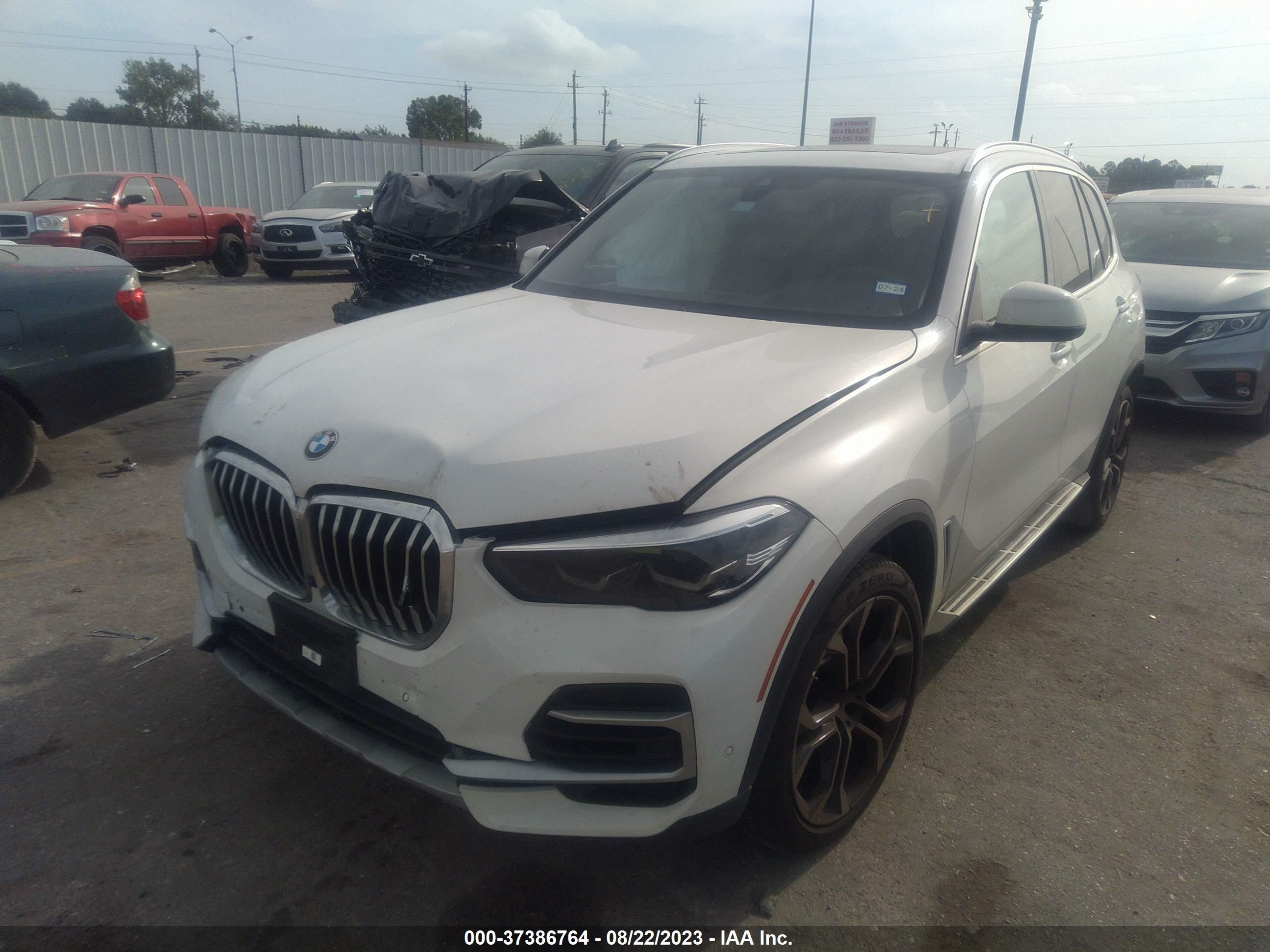 Photo 1 VIN: 5UXCR6C03N9N04772 - BMW X5 