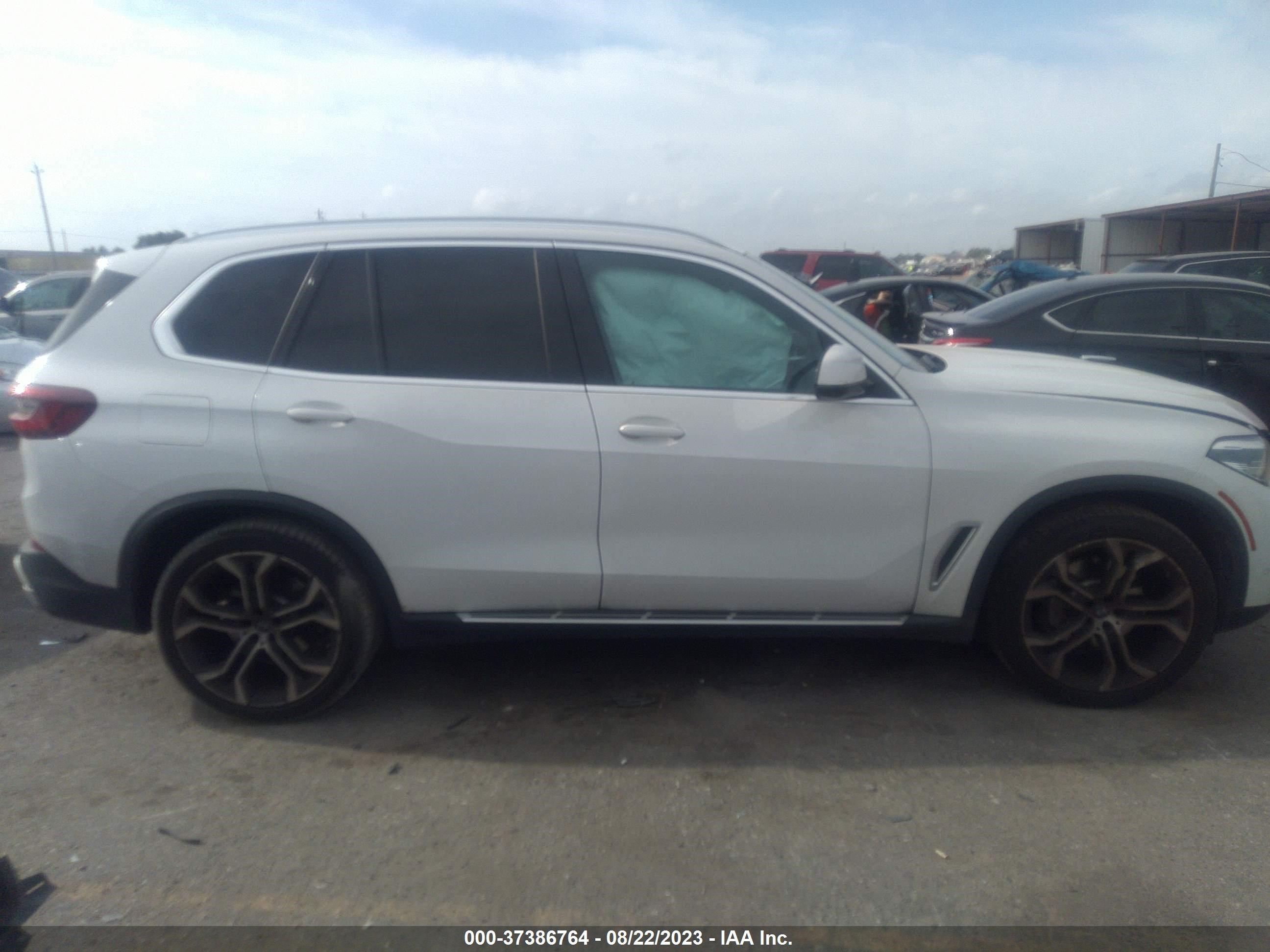 Photo 12 VIN: 5UXCR6C03N9N04772 - BMW X5 