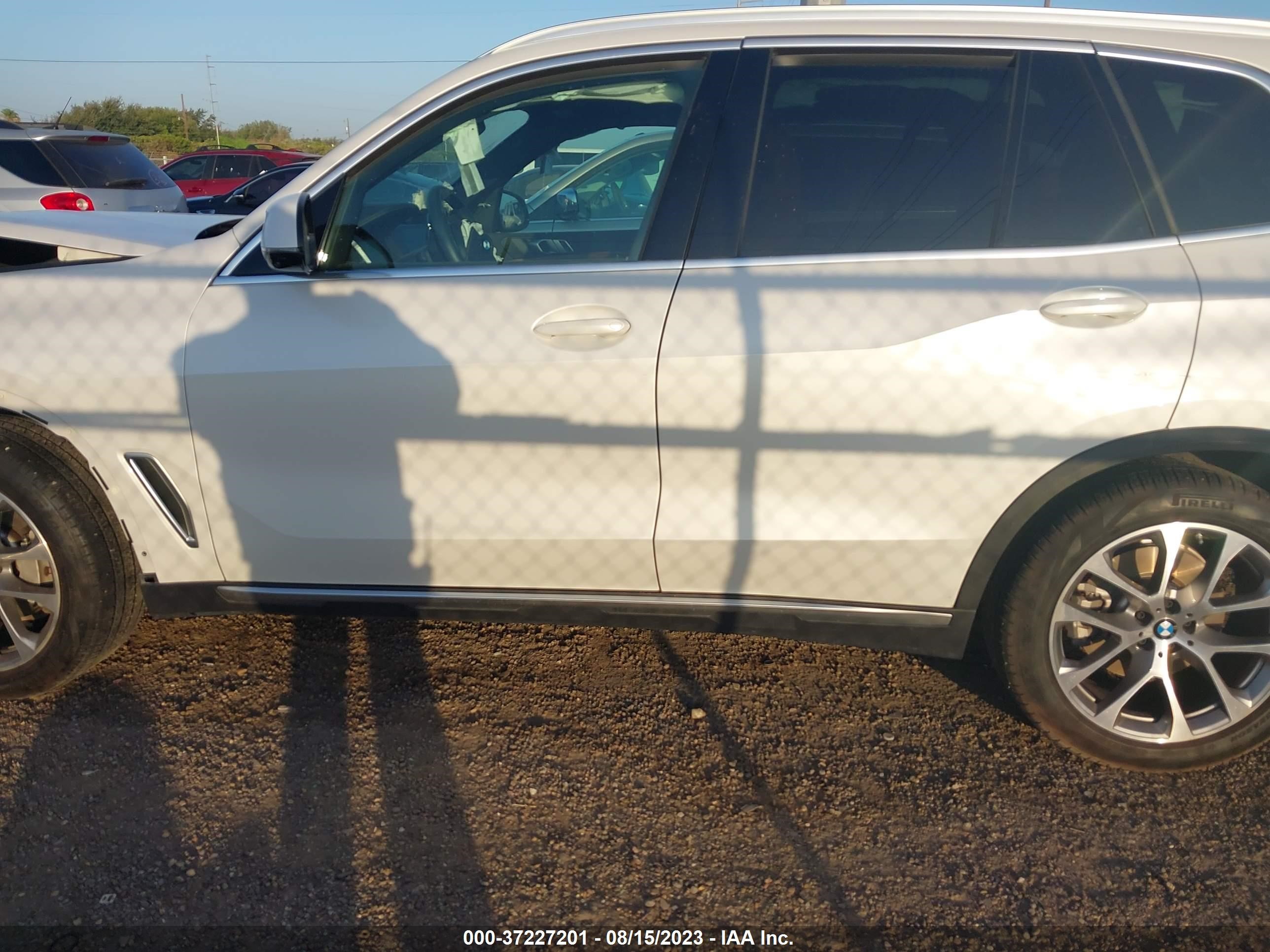 Photo 13 VIN: 5UXCR6C05N9L48525 - BMW X5 