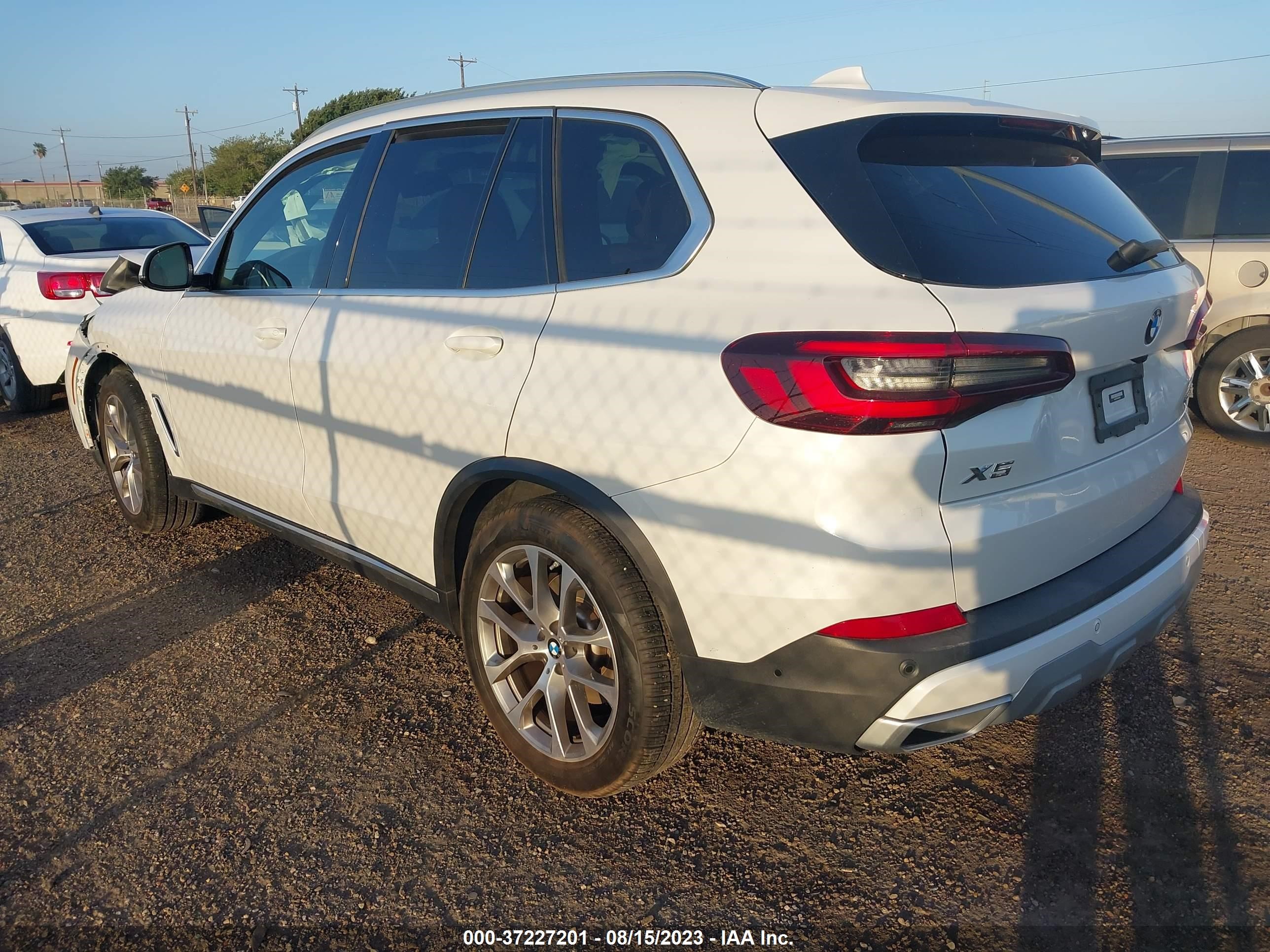 Photo 2 VIN: 5UXCR6C05N9L48525 - BMW X5 