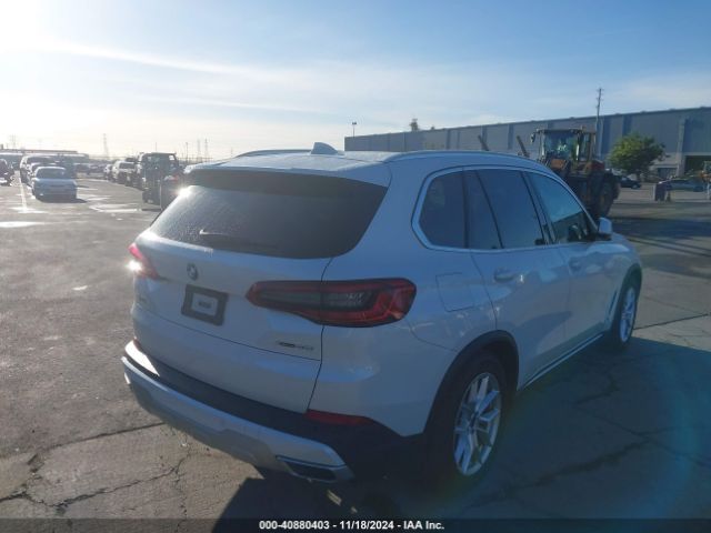 Photo 3 VIN: 5UXCR6C06L9B10571 - BMW X5 