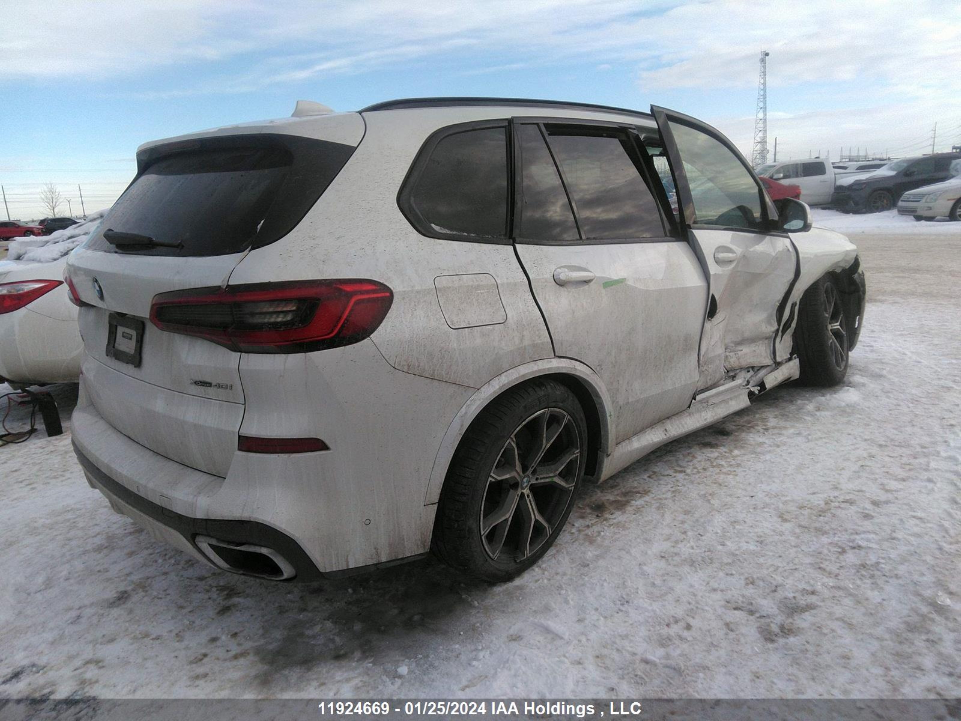 Photo 3 VIN: 5UXCR6C07L9B86932 - BMW X5 