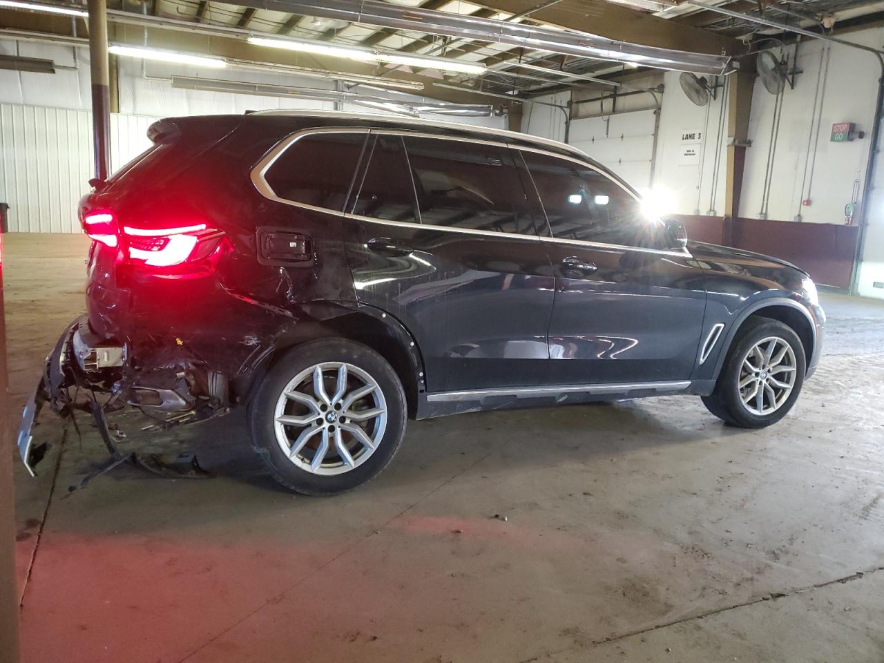 Photo 2 VIN: 5UXCR6C08L9B56547 - BMW X5 