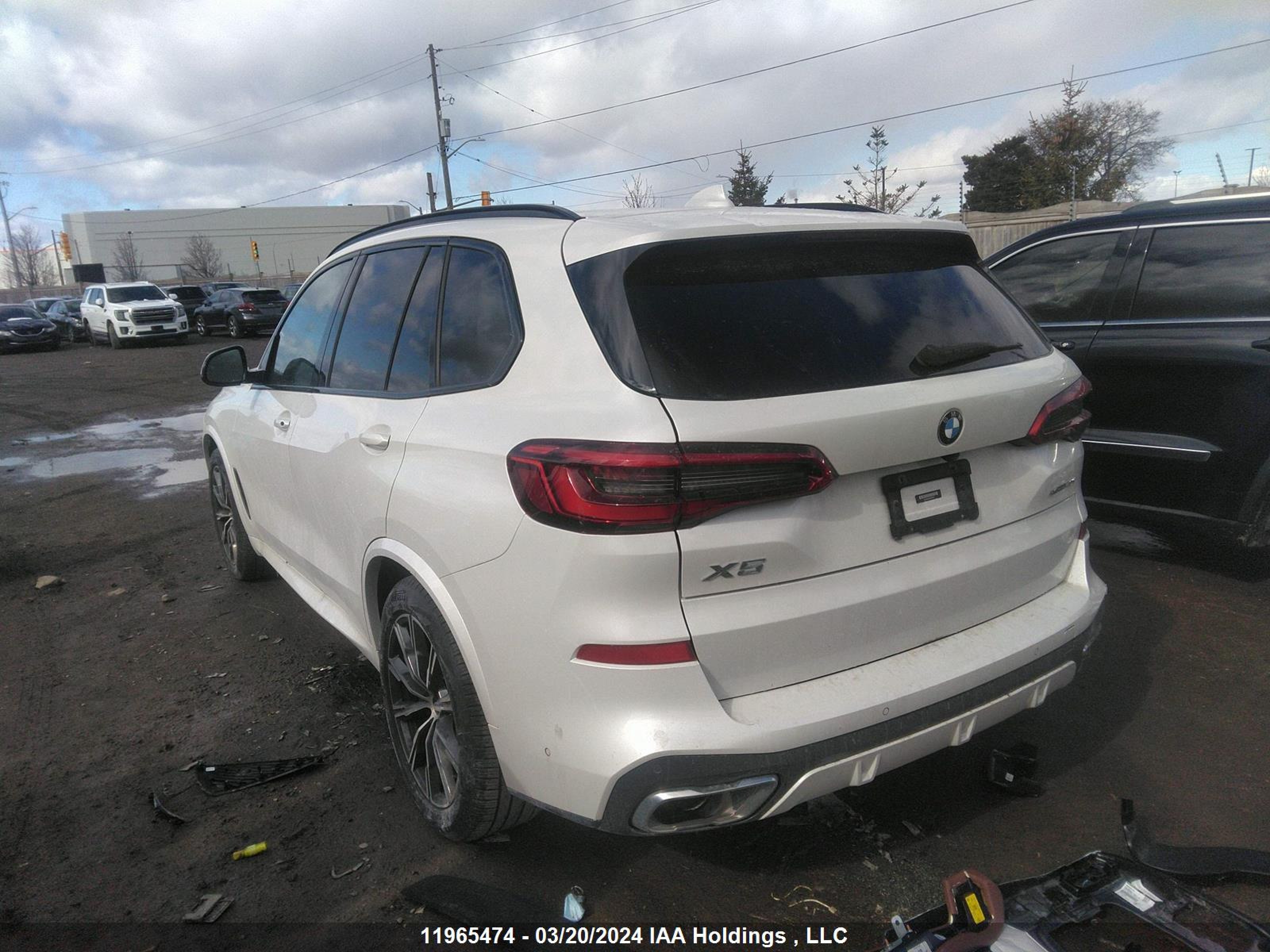 Photo 2 VIN: 5UXCR6C09L9B96622 - BMW X5 