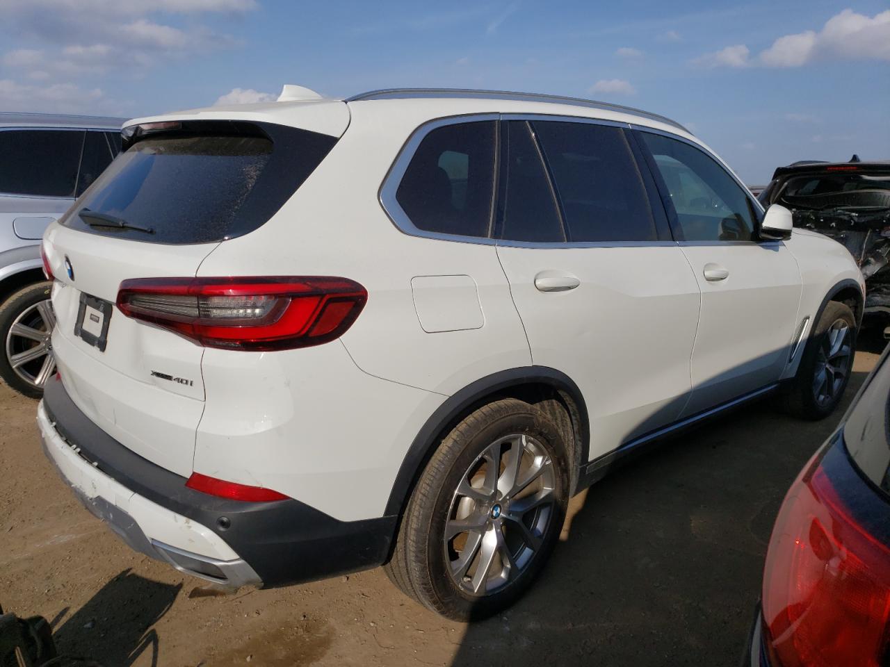 Photo 2 VIN: 5UXCR6C0XL9B83118 - BMW X5 